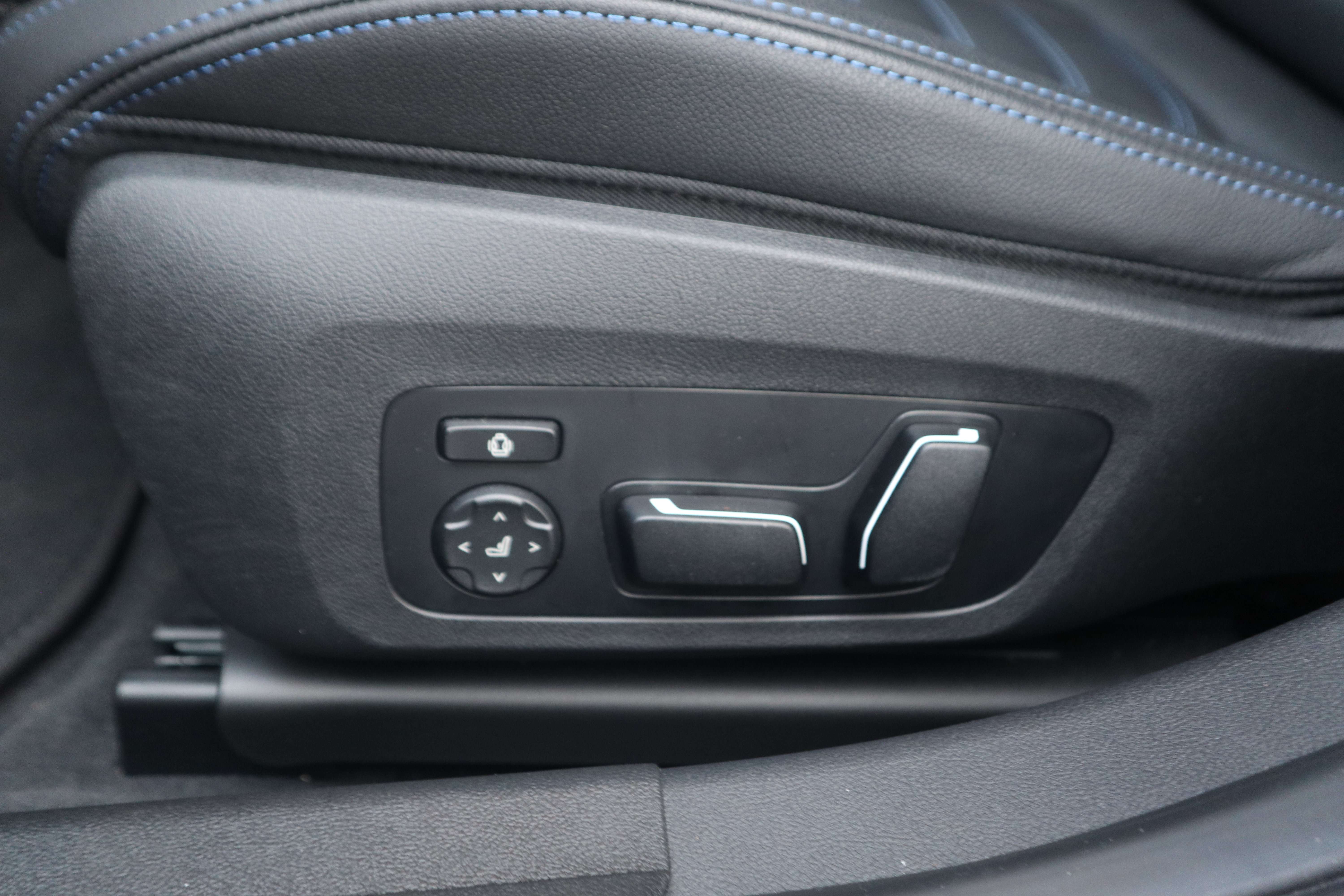 BMW 340 M D X-drive /Facelift//Pano/Adapt/360°/headup/ EuroCars -Aalst bv