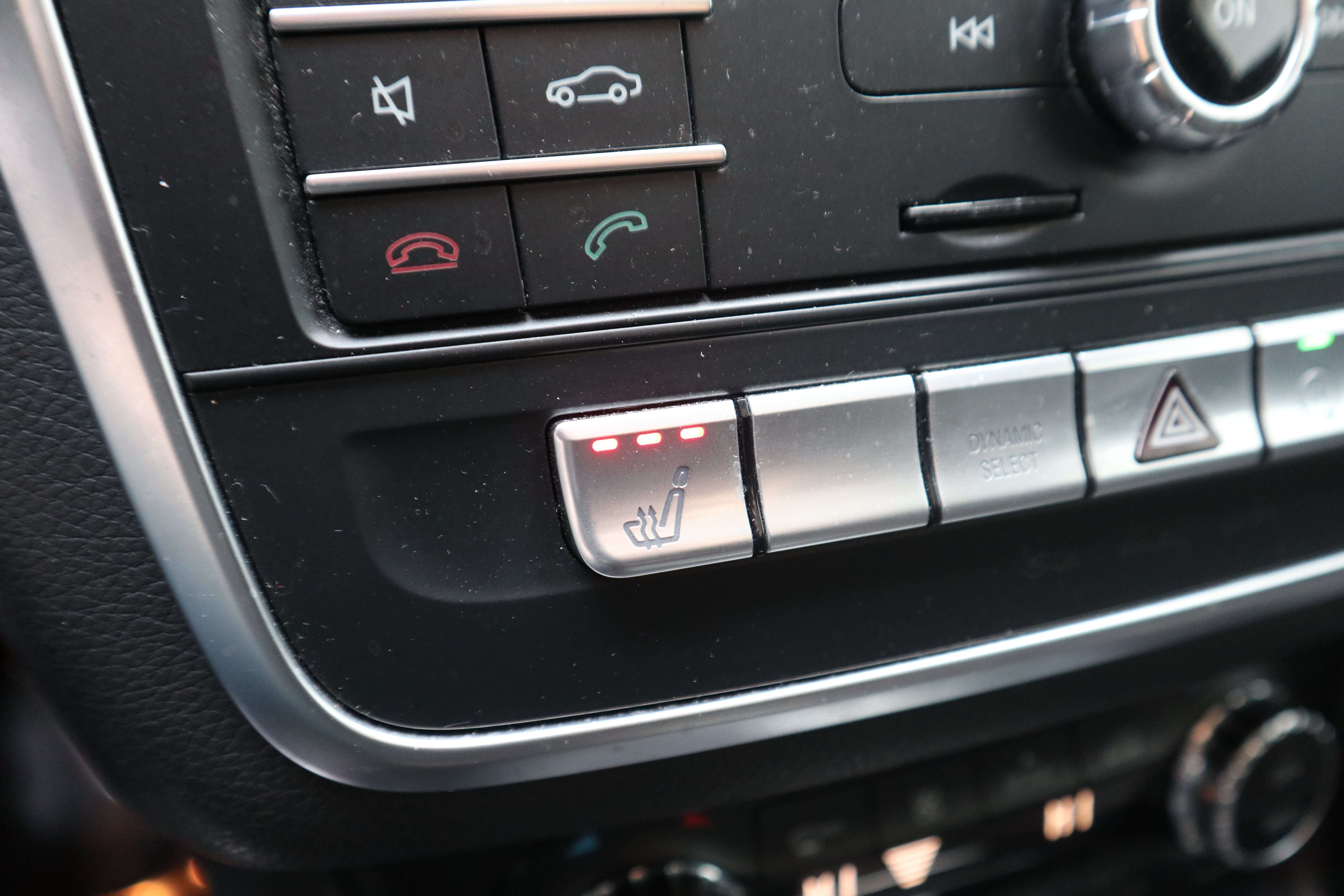 Mercedes-Benz CLA 180 d Aut./1 st eig /AMG/Night/Camera/Panodak/Gps/ EuroCars -Aalst bv