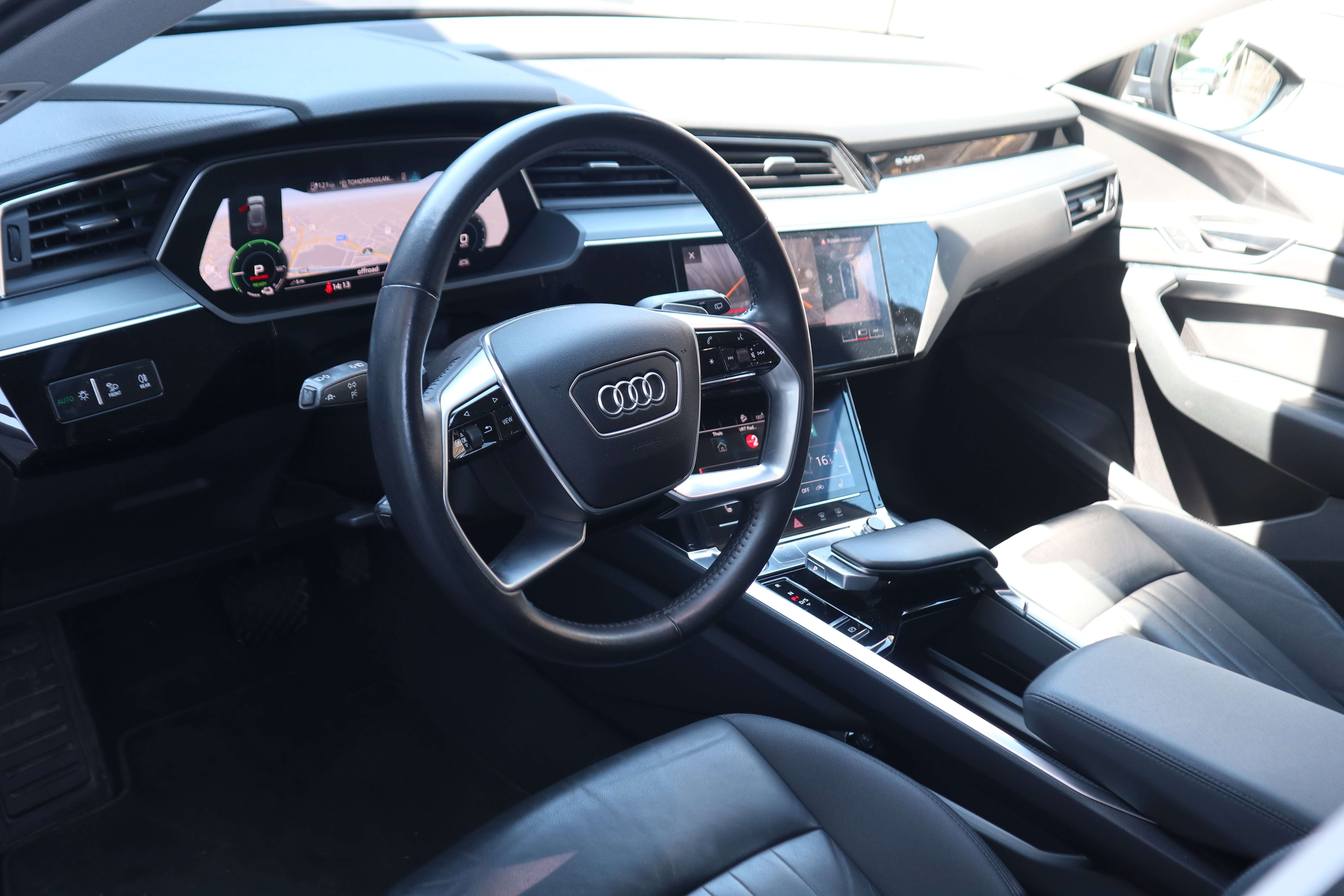 Audi e-tron 71 kWh 50 Quattro /1 ste eig /leder/360°/MEMORY EuroCars -Aalst bv