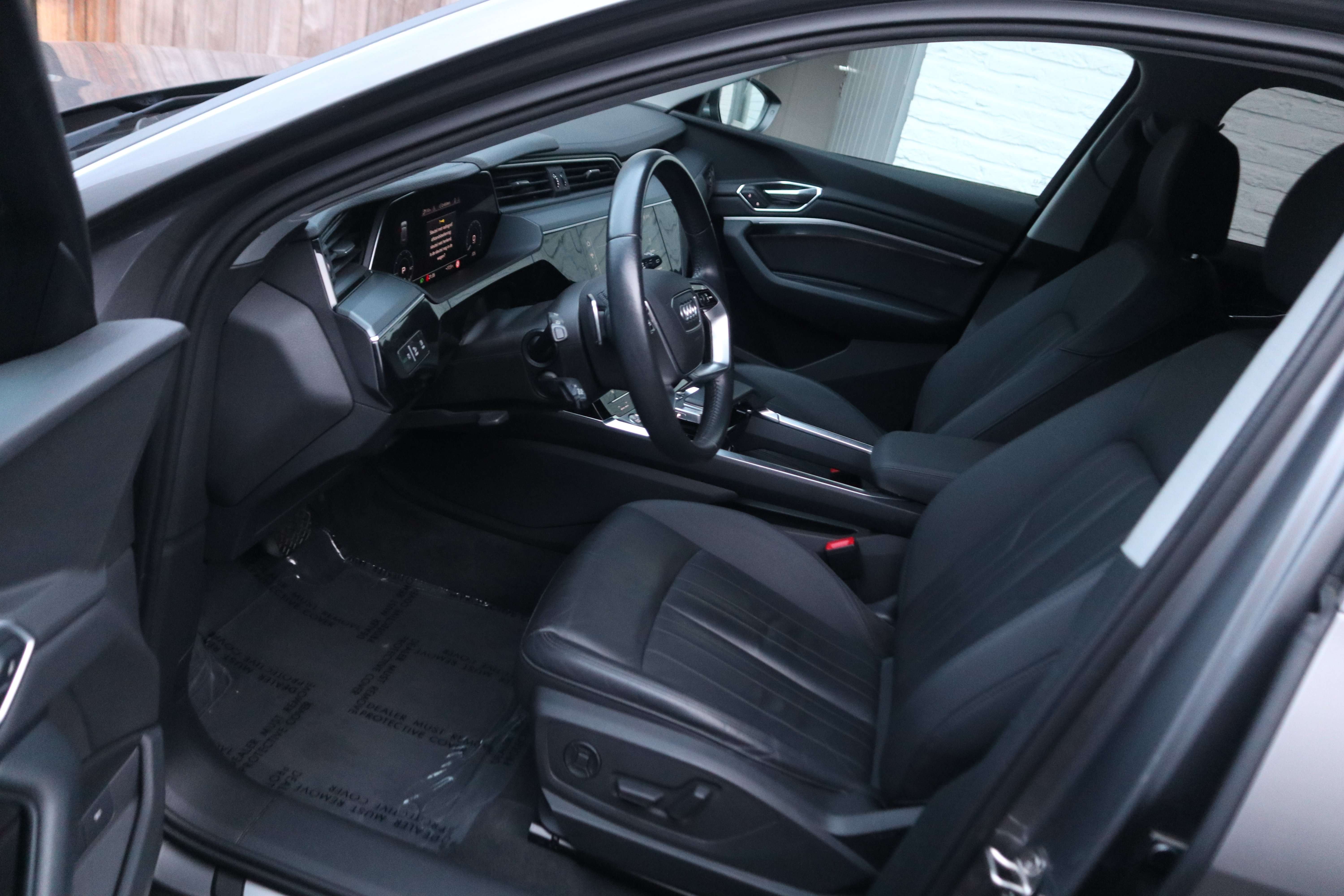 Audi e-tron 71 kWh 50 Quattro /1 ste eig /leder/360°/MEMORY EuroCars -Aalst bv