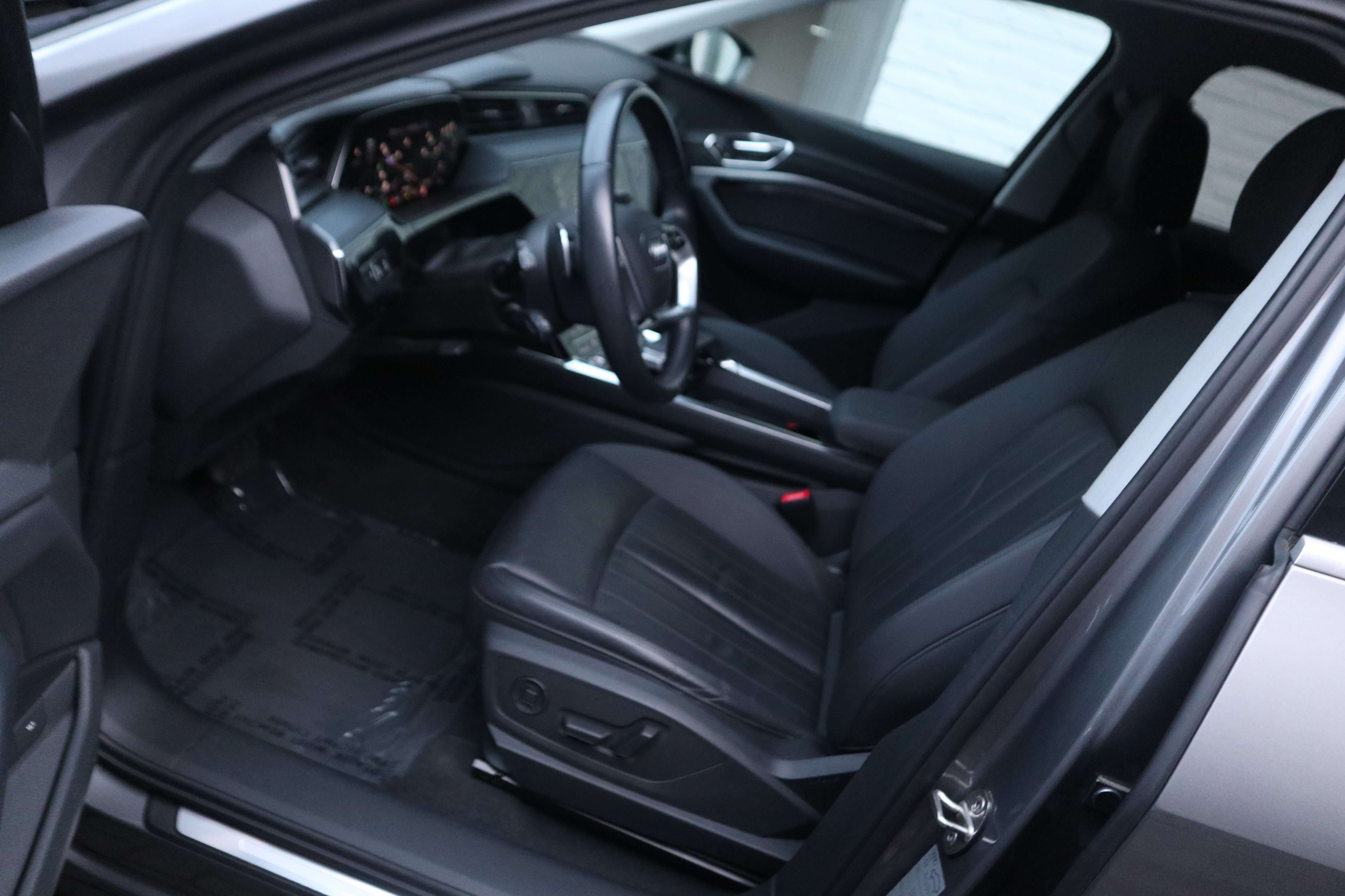 Audi e-tron 71 kWh 50 Quattro /1 ste eig /leder/360°/MEMORY EuroCars -Aalst bv