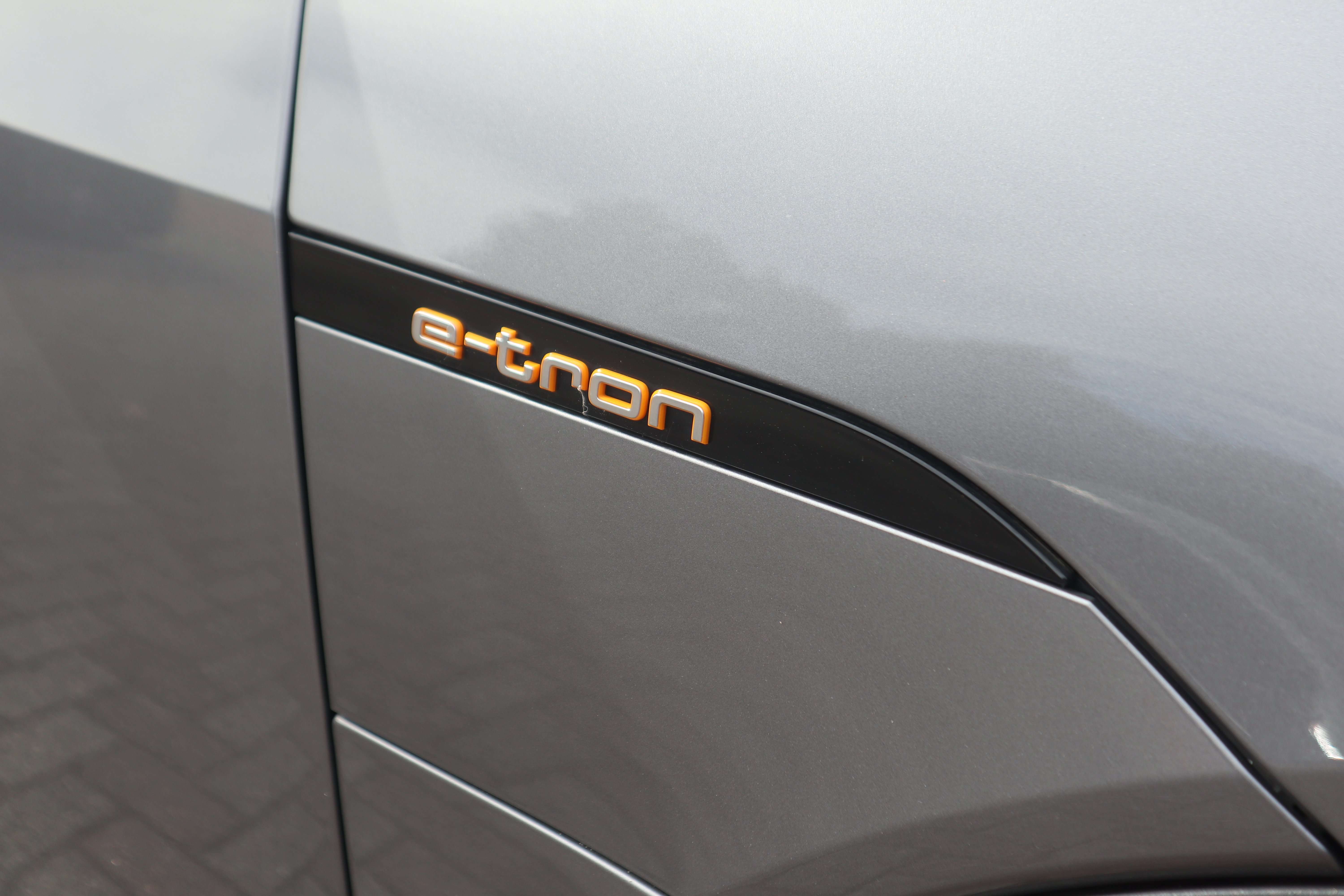Audi e-tron 71 kWh 50 Quattro /1 ste eig /leder/360°/MEMORY EuroCars -Aalst bv