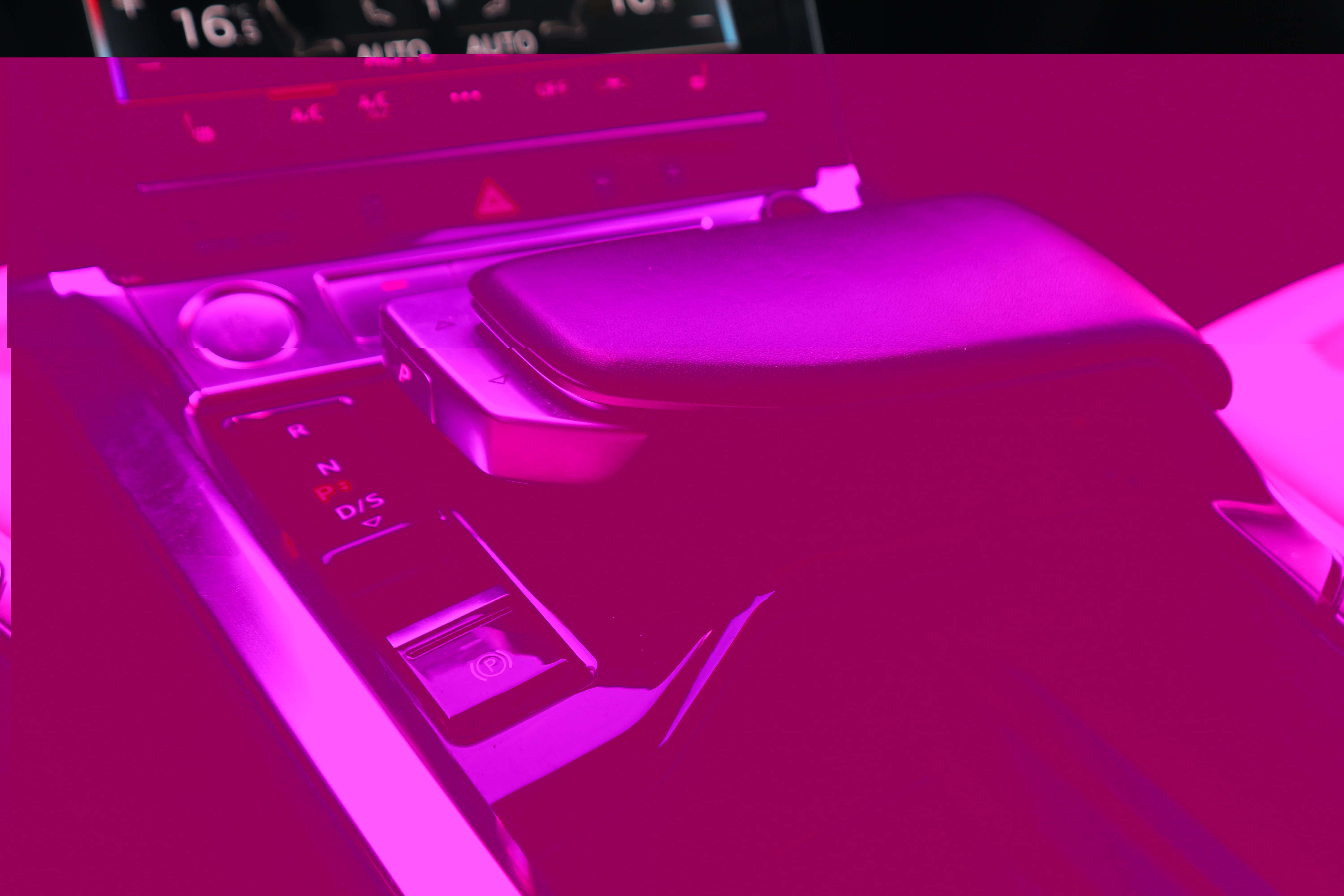 Audi e-tron 71 kWh 50 Quattro /1 ste eig /leder/360°/MEMORY EuroCars -Aalst bv