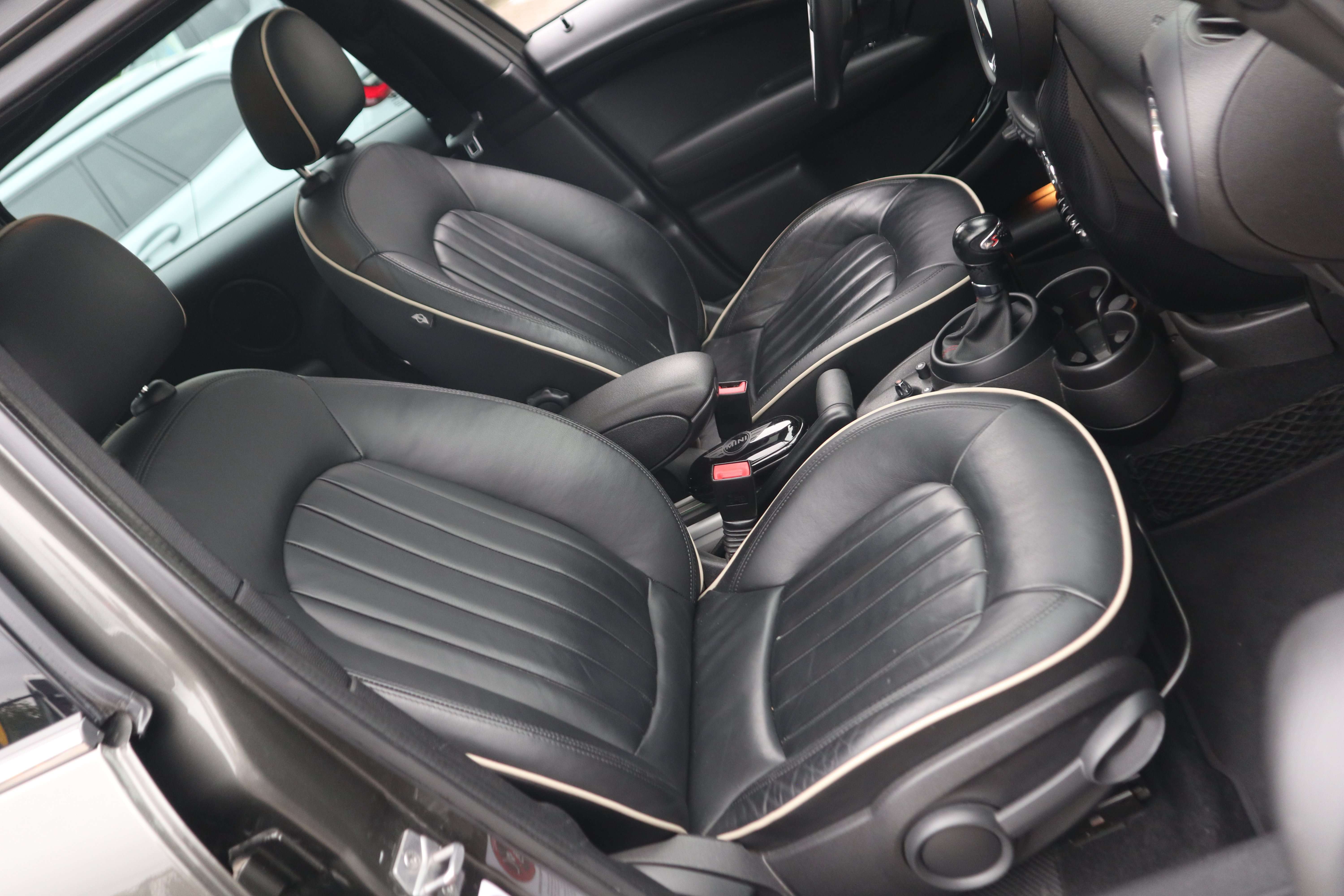 MINI Cooper SD Countryman john cooper works Aut./pano /leder /gps/leds/pdc/ EuroCars -Aalst bv