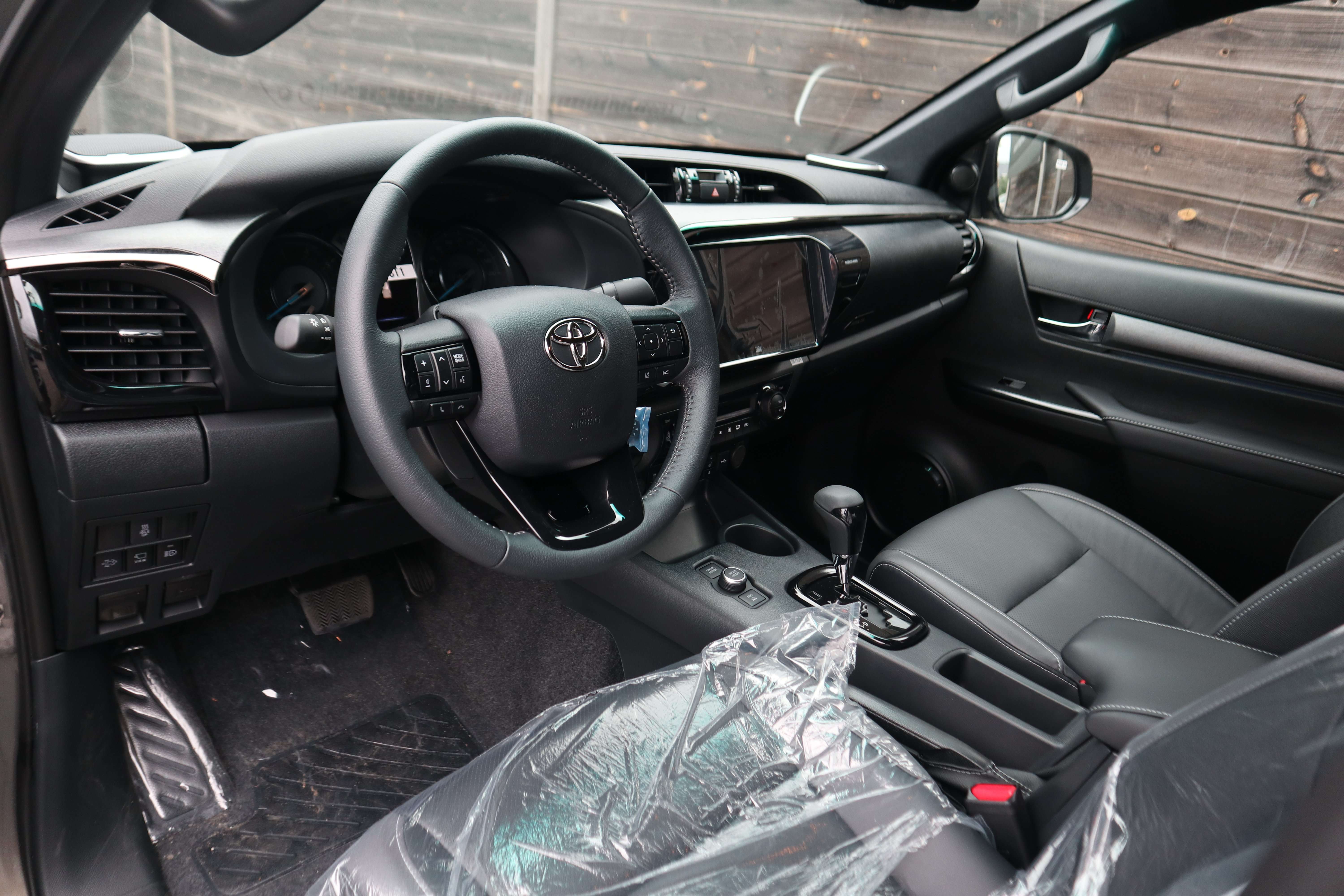 Toyota Hilux 2.8 D DoubleCab Invincible/GPS/360°/Leder/New ! EuroCars -Aalst bv