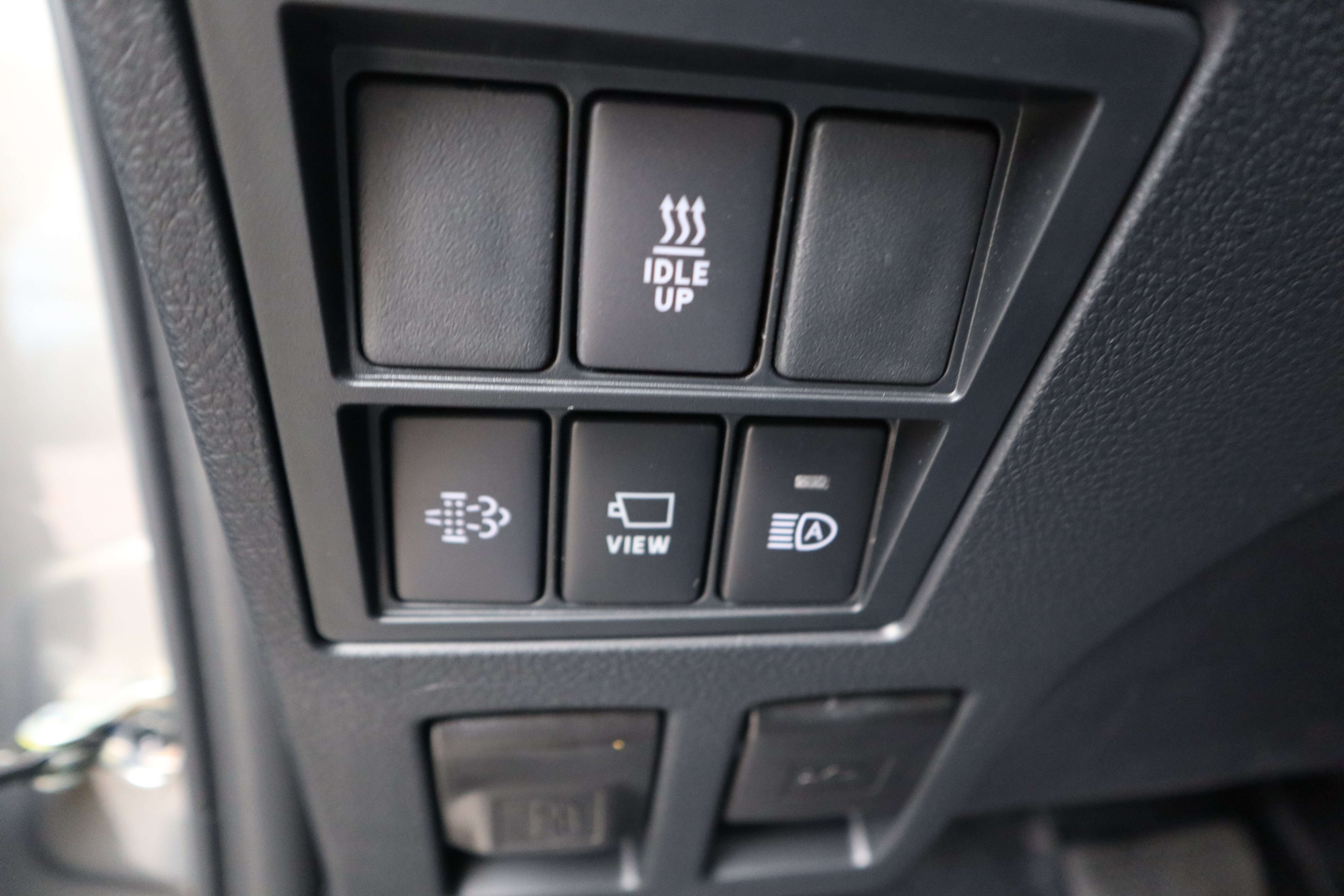 Toyota Hilux 2.8 D DoubleCab Invincible/GPS/360°/Leder/New ! EuroCars -Aalst bv