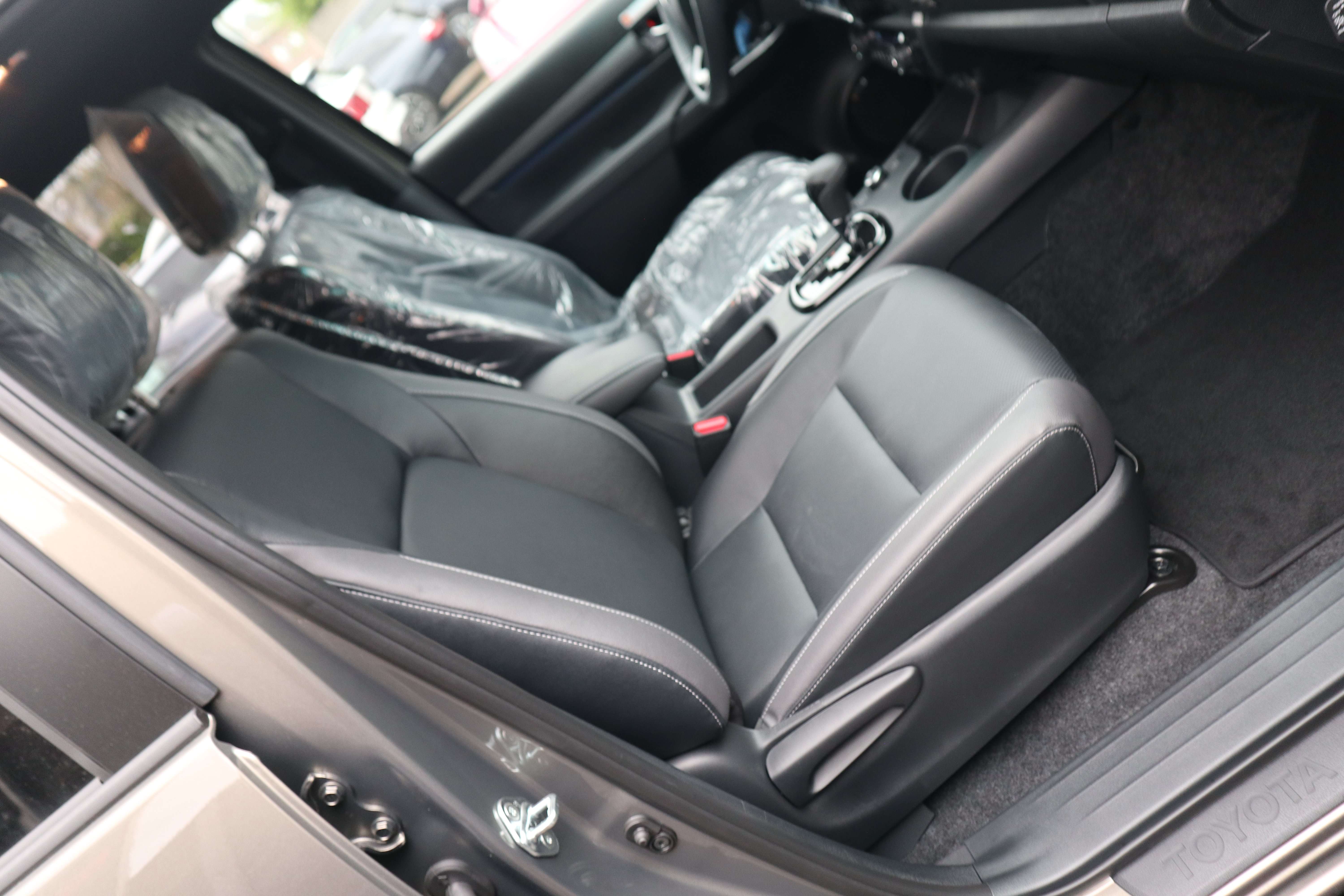 Toyota Hilux 2.8 D DoubleCab Invincible/GPS/360°/Leder/New ! EuroCars -Aalst bv