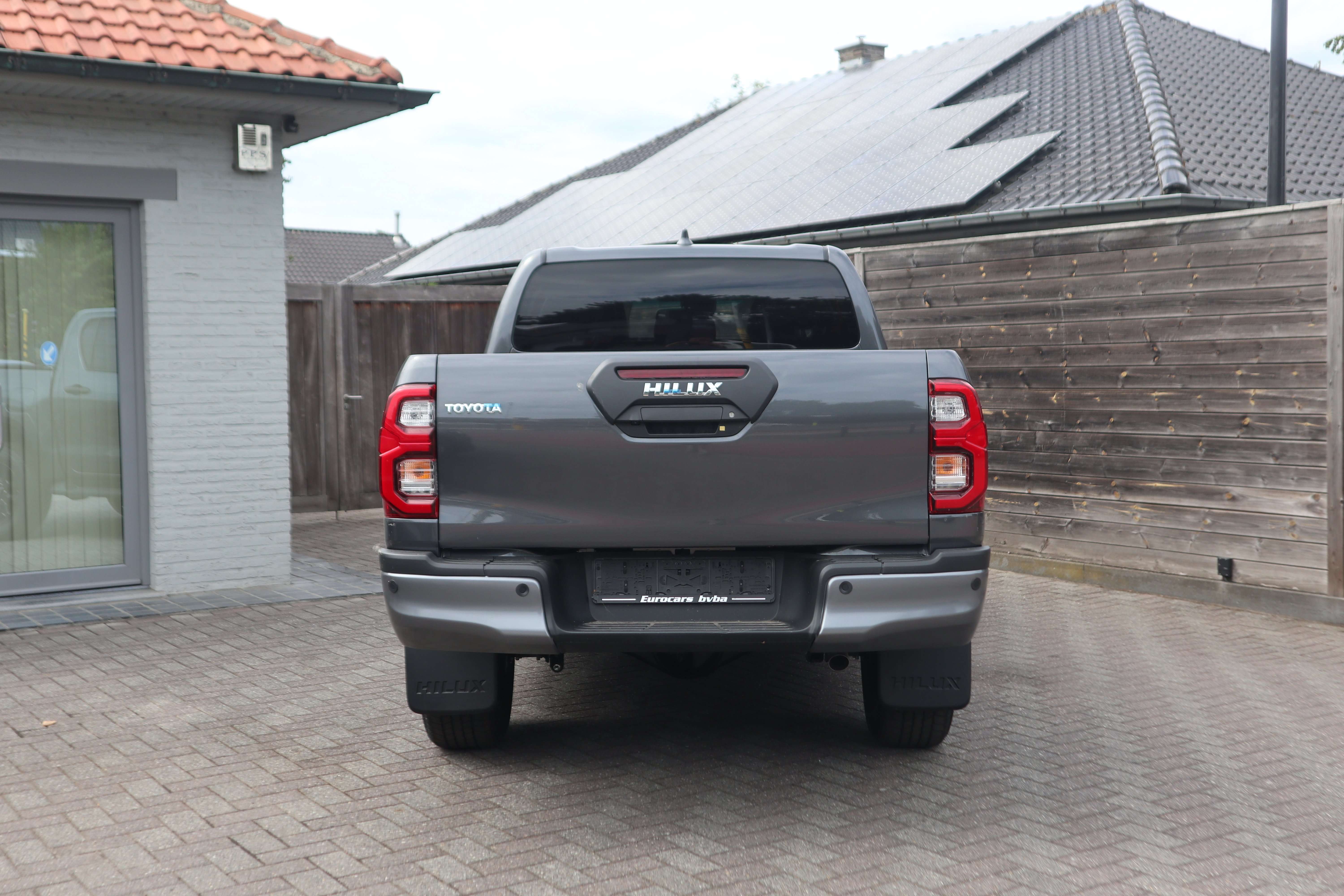 Toyota Hilux 2.8 D DoubleCab Invincible/GPS/360°/Leder/New ! EuroCars -Aalst bv
