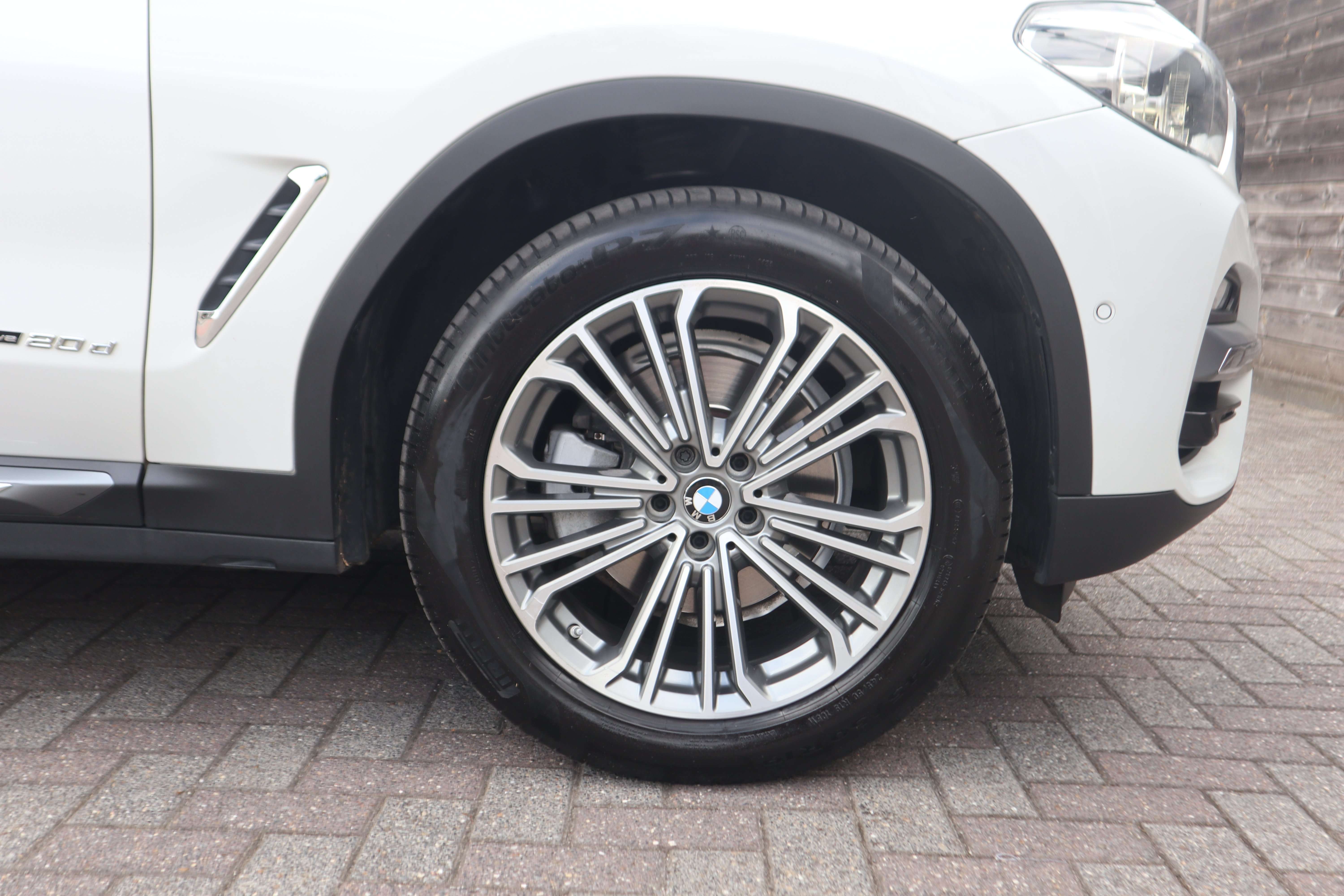 BMW X3 X-drive/Luxury Line/leder/headup/memory/camera/top EuroCars -Aalst bv