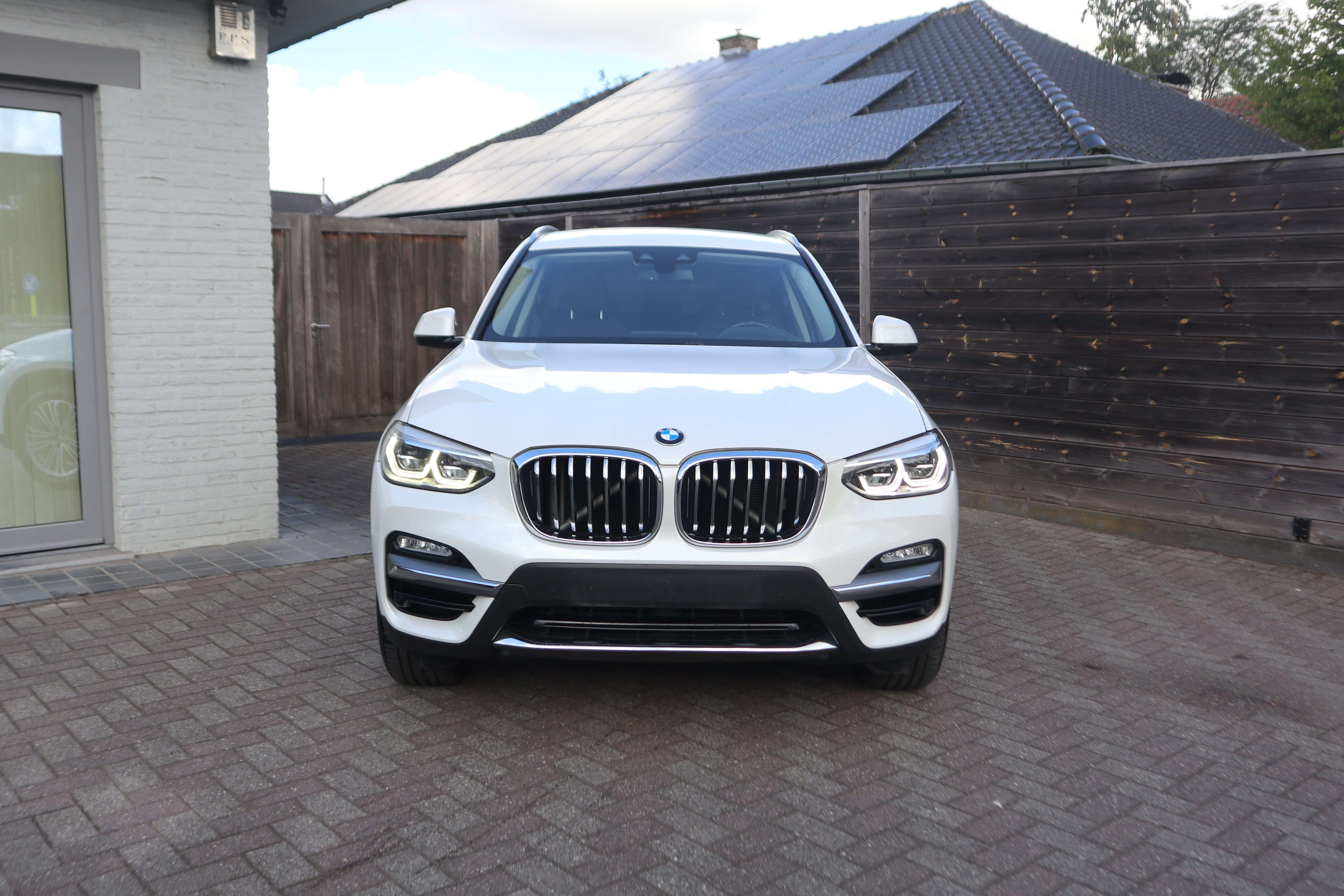 BMW X3 X-drive/Luxury Line/leder/headup/memory/camera/top EuroCars -Aalst bv