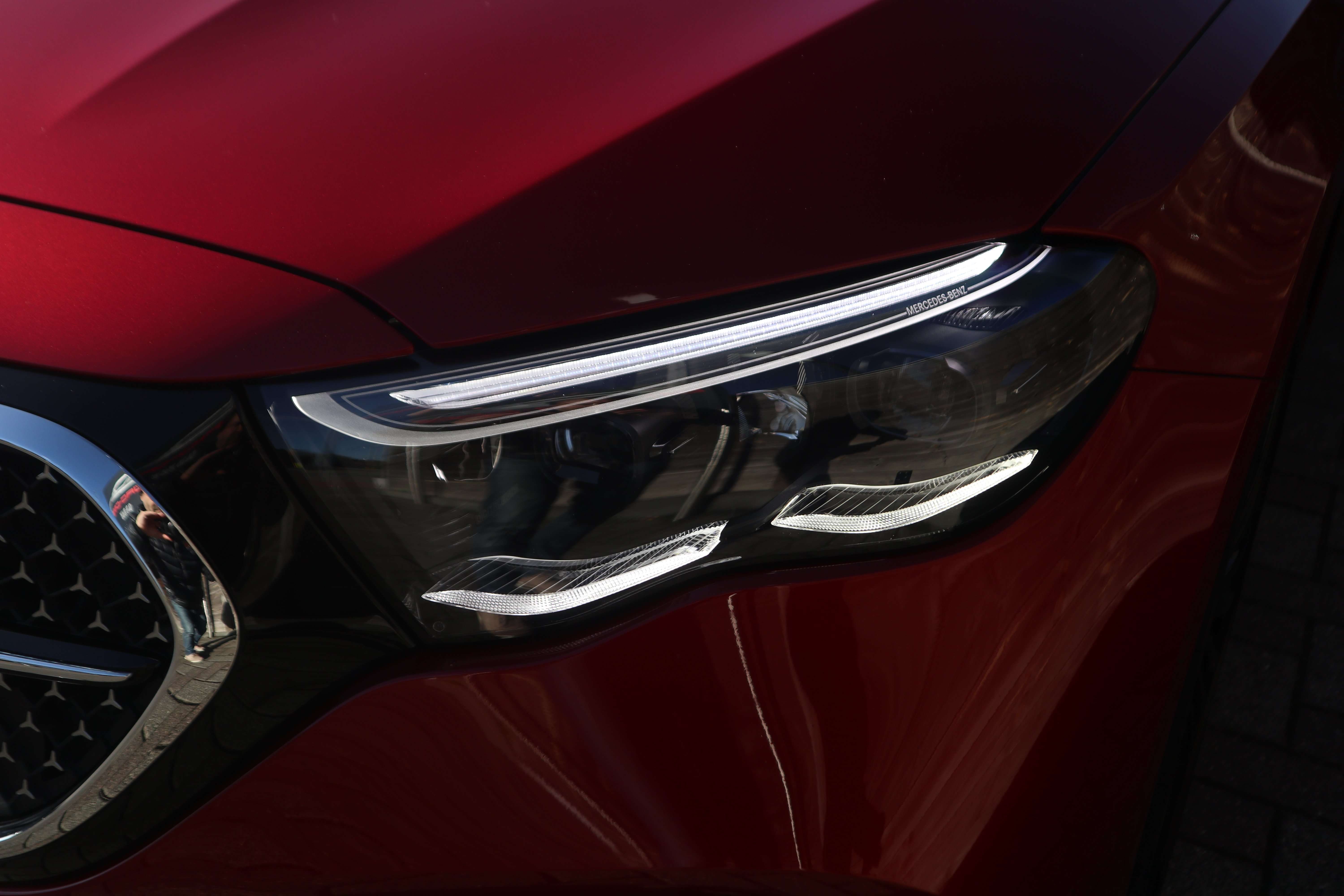 Mercedes-Benz E 300 e /AMG pakket/Night/Distr/360°/20