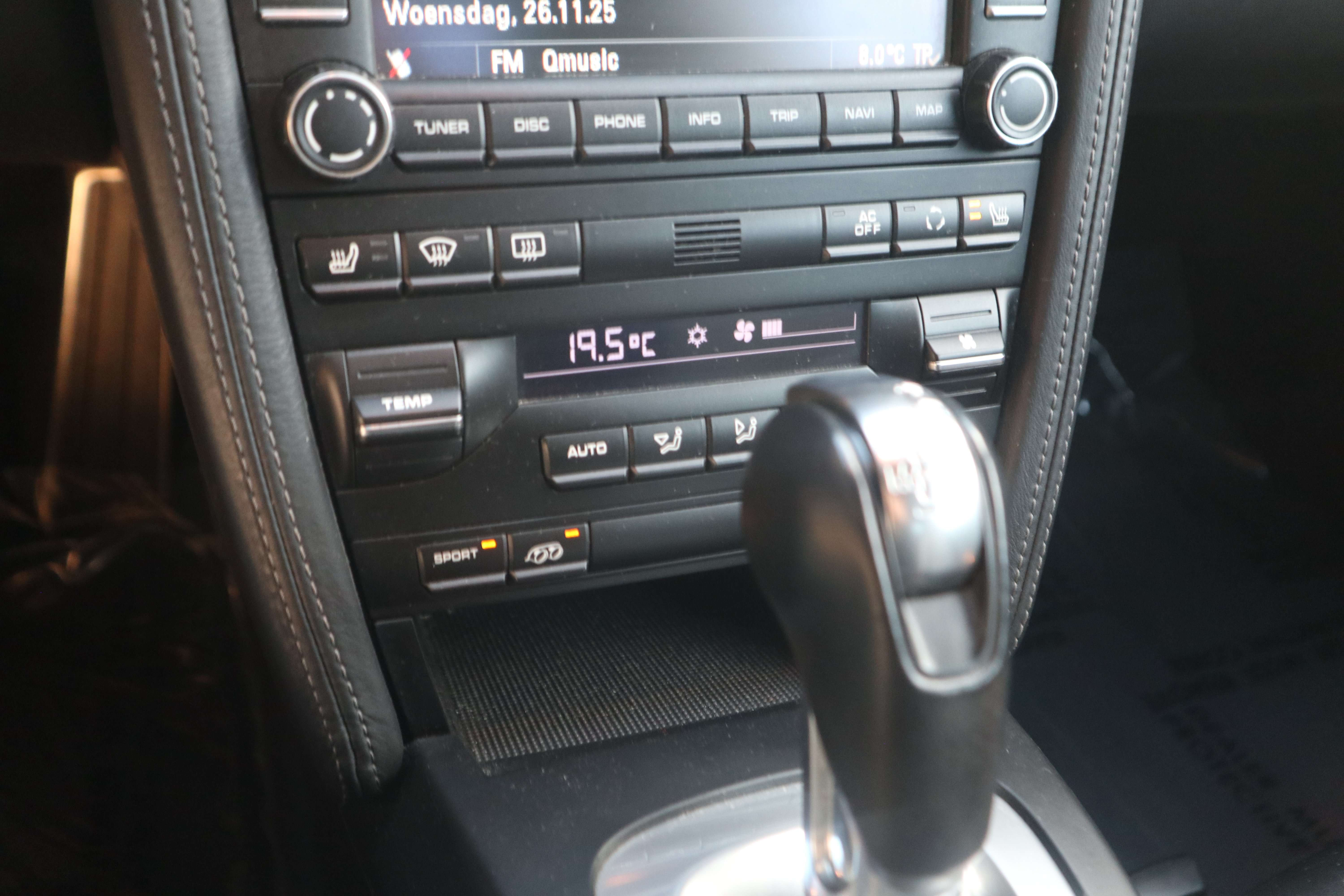 Porsche 997 911 PDK /Xenon/Sportuitlaat/Windnet/Sport Chrono EuroCars -Aalst bv