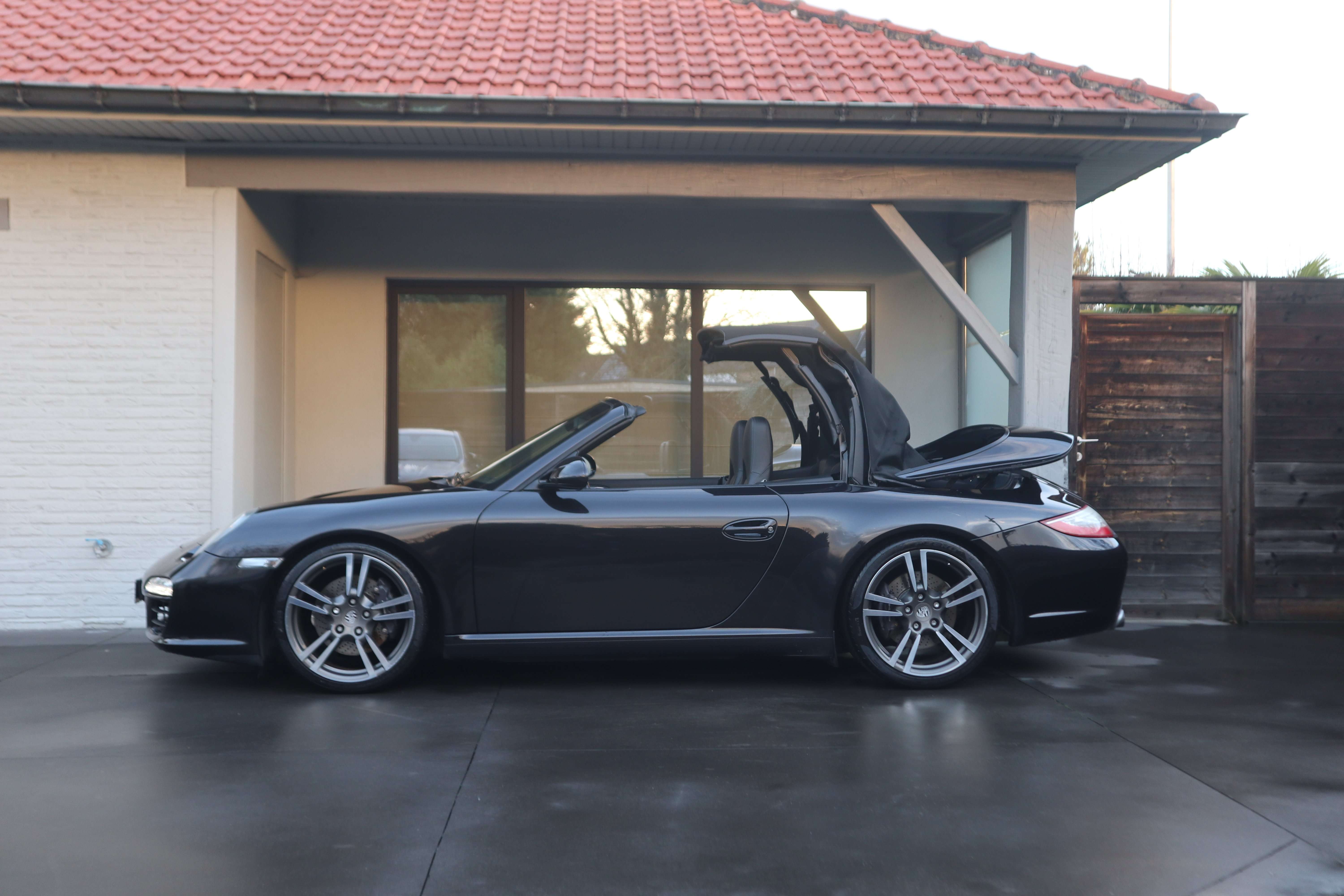 Porsche 997 911 PDK /Xenon/Sportuitlaat/Windnet/Sport Chrono EuroCars -Aalst bv