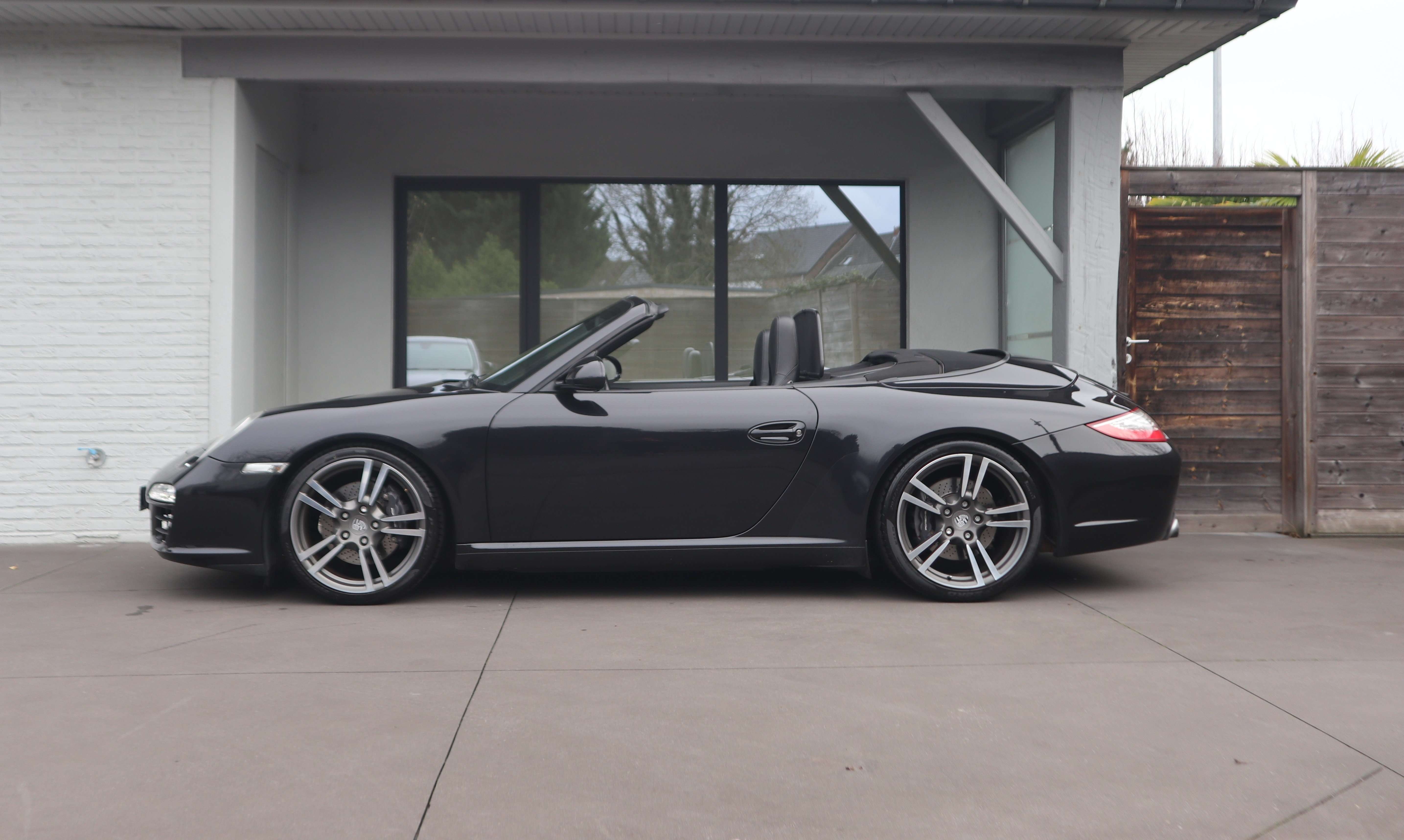 EuroCars -Aalst bv - Porsche 911