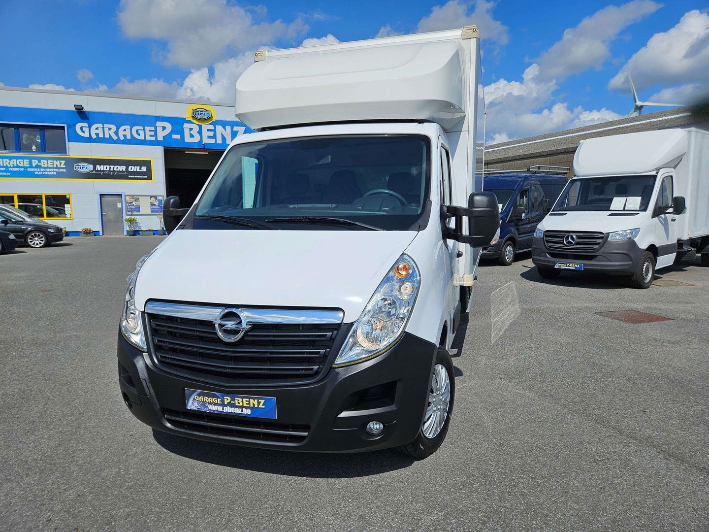 P-Benz - Opel MOVANO 2.3 meubelbak airco navigatie cruise contro