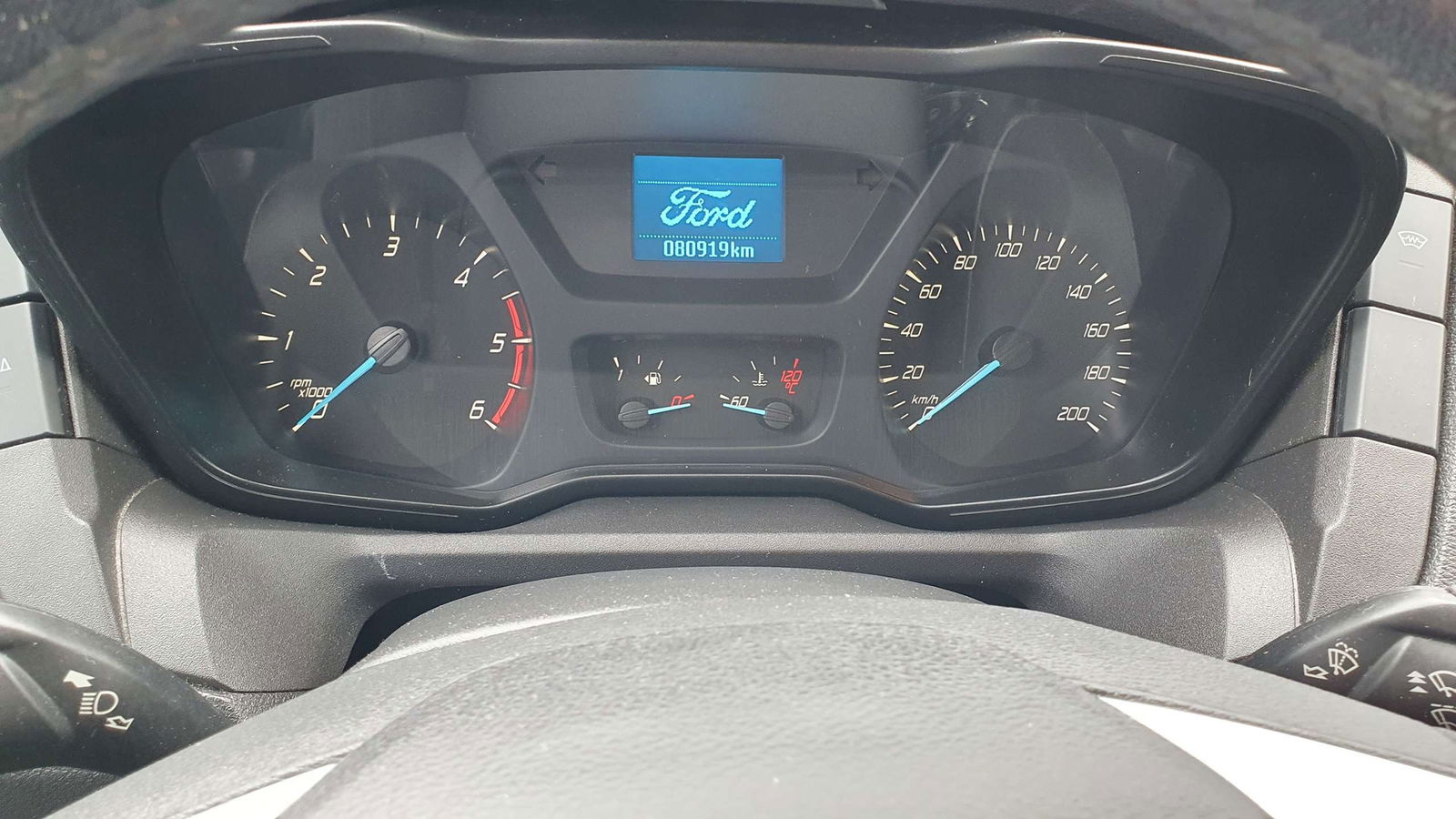 P-Benz - Ford TRANSIT 2.0 L2H2 airco trekhaak pdc cruise control