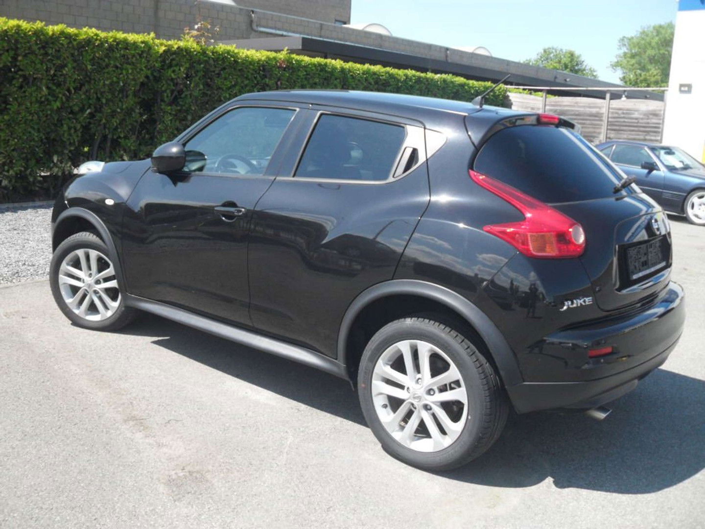 P-Benz - Nissan JUKE 1.5 dCi 2WD Tekna airco navigatie cruise control