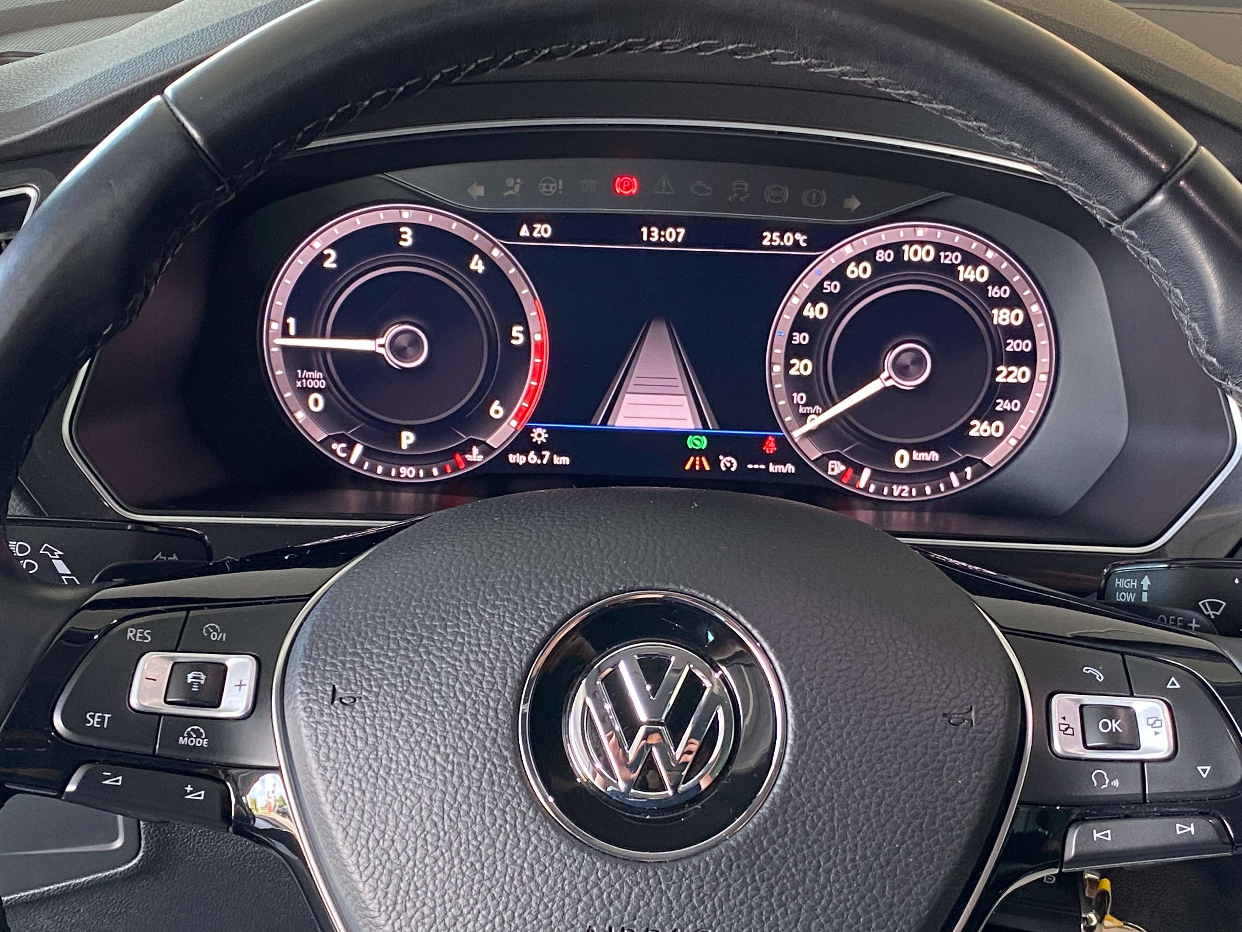 Volkswagen Tiguan 2.0 TDi SCR 4Motion R-Line BMT DSG Garage Planckaert