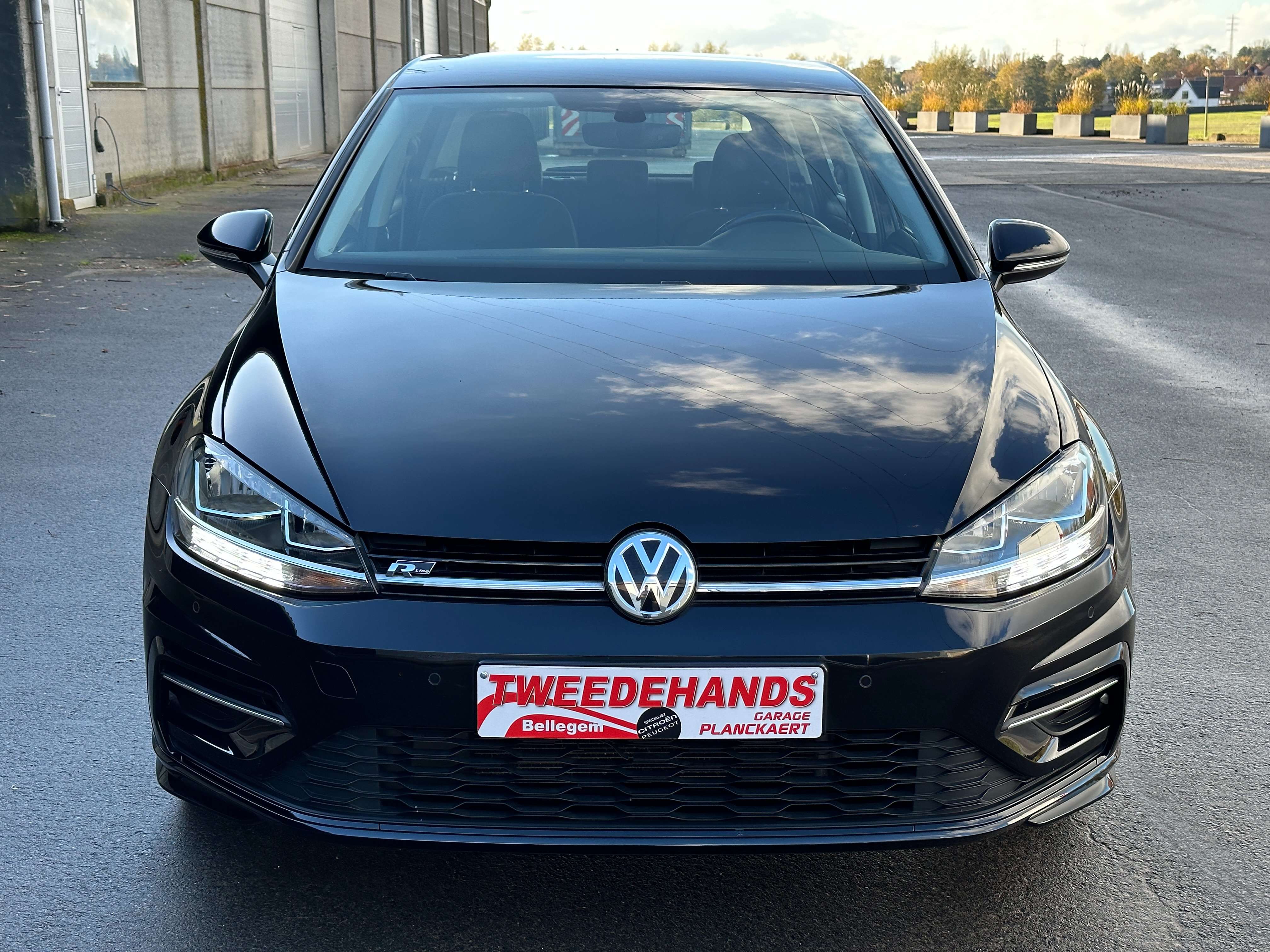 Volkswagen Golf 1.0 TSI 110PK ** Pack R-Line! * 27.000km!! ** Garage Planckaert