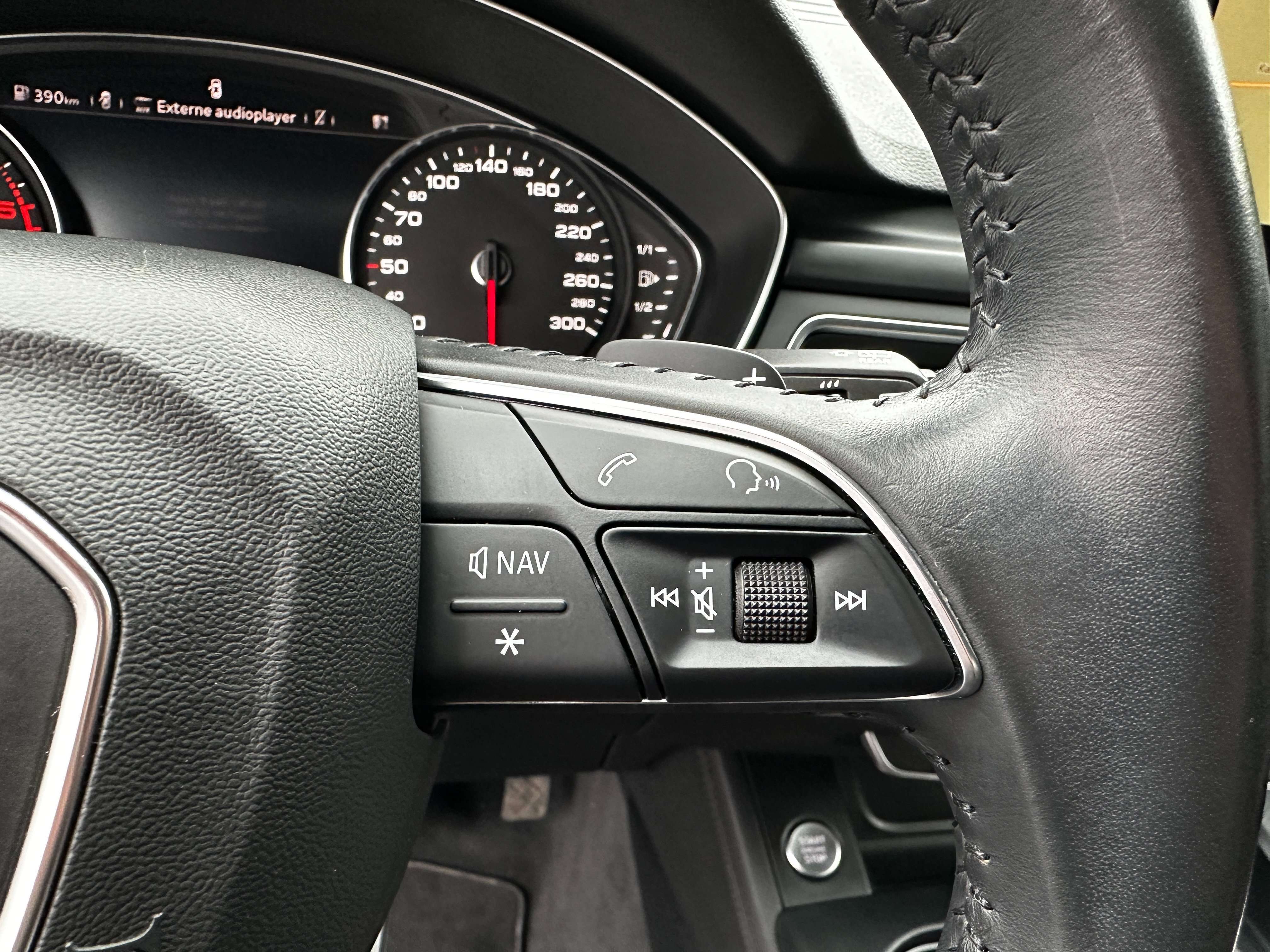 Audi A4 2.0 TDi ultra S-tronic. *Full Led/Leder/Pdc/* Garage Planckaert