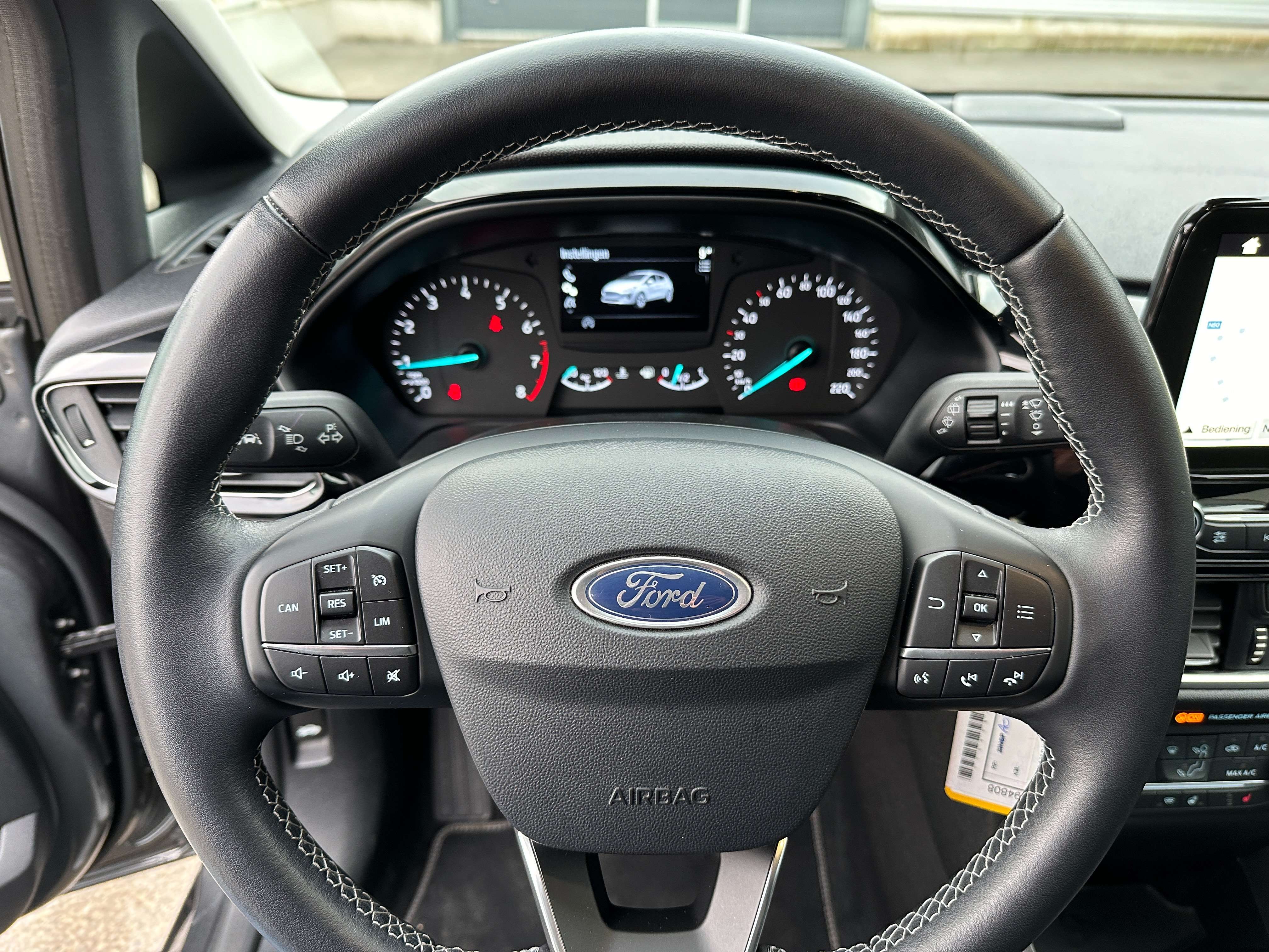 Ford Fiesta 1.0 Benzine Titanium **Smart link/Navi/Pdc/alu** Garage Planckaert