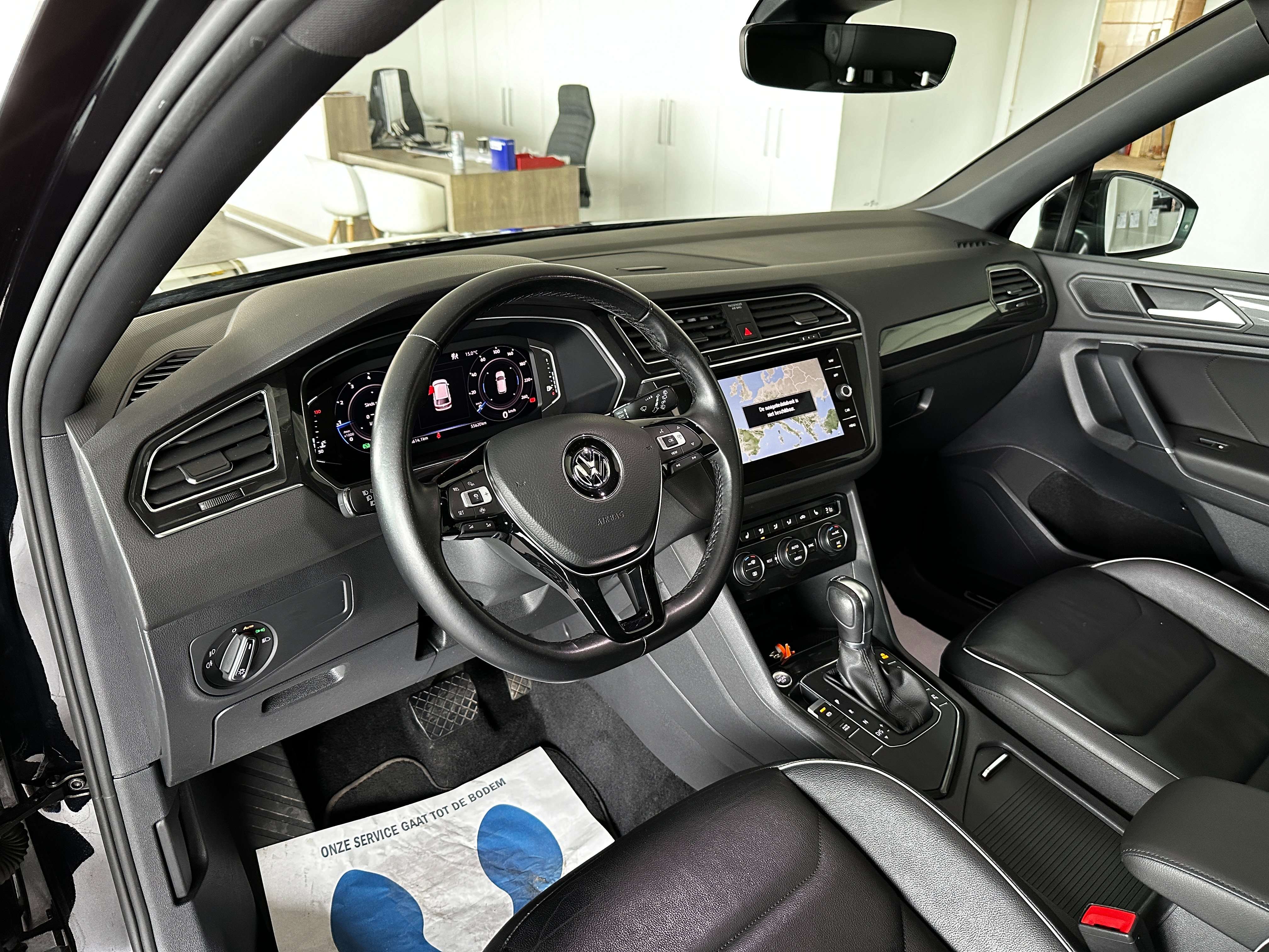 Volkswagen Tiguan Allspace 1.5 TSI R-Line DSG *Pano dak/Leder/360° Camera Garage Planckaert