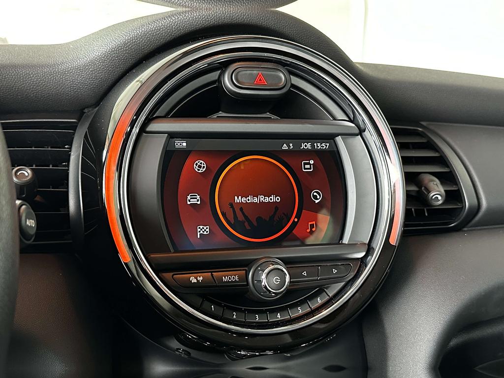 MINI One Cooper 1.5i Benzine **Navi/Dab+/Mini Connect** Garage Planckaert