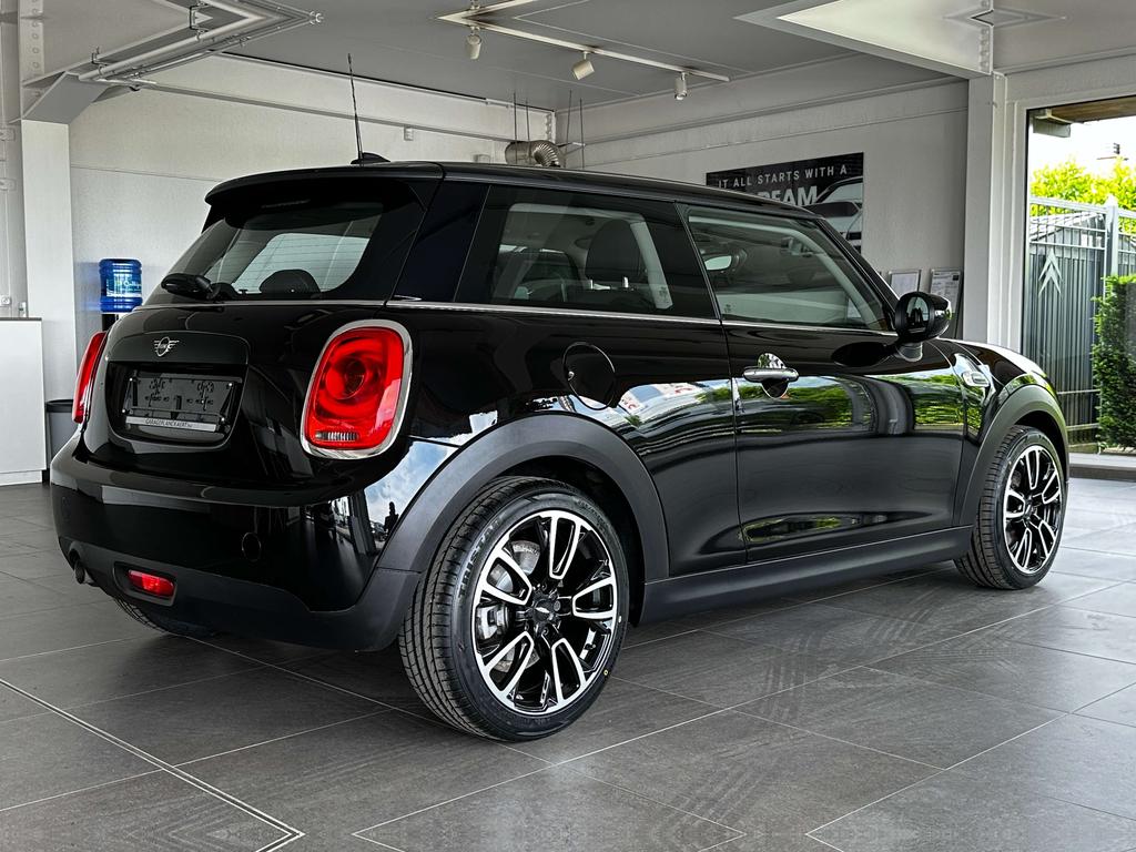 MINI One Cooper 1.5i Benzine **Navi/Dab+/Mini Connect** Garage Planckaert