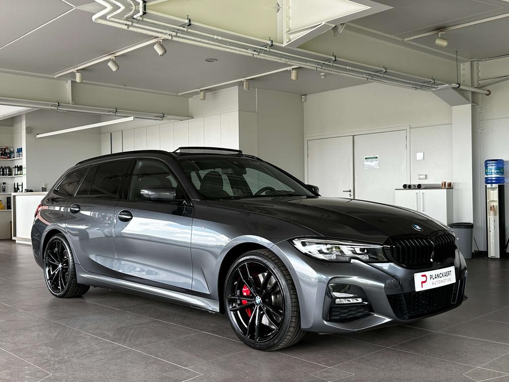BMW 330 330e Touring *Pack M-Sport/Camera/Pano Dak/19''Alu Garage Planckaert