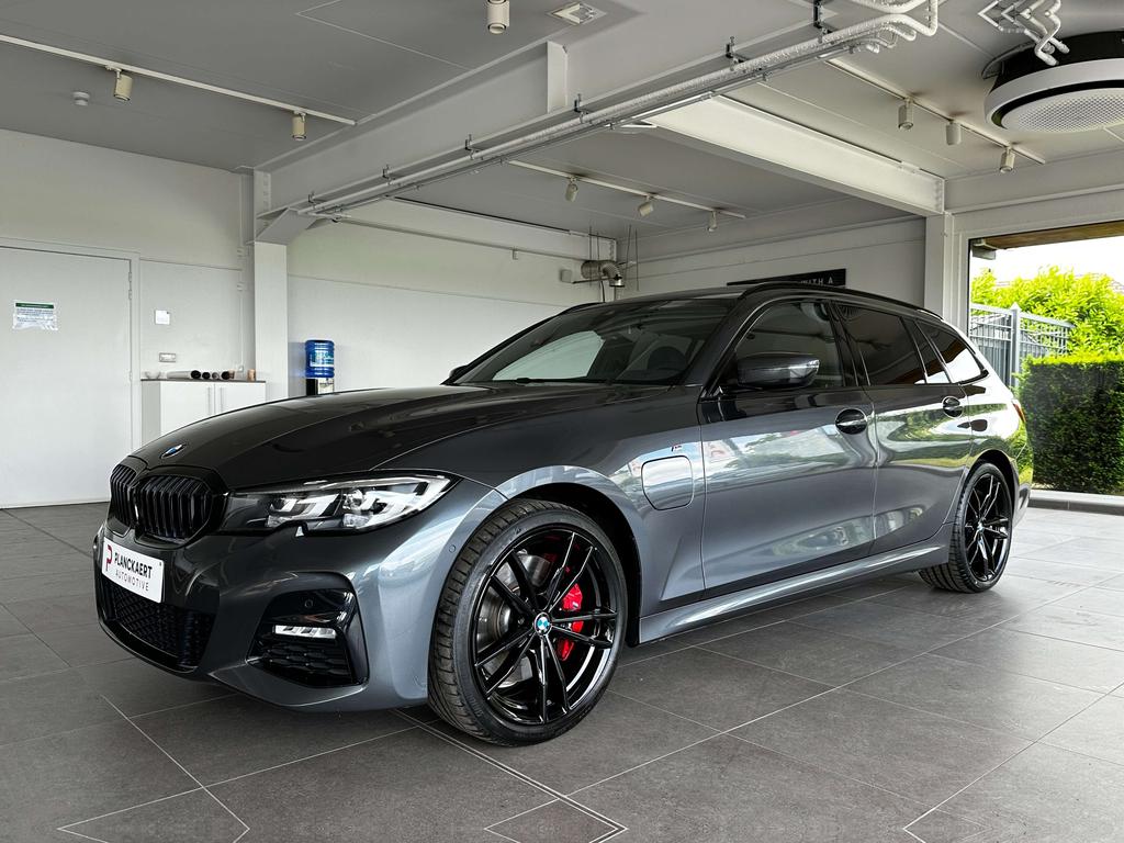 BMW 330 330e Touring *Pack M-Sport/Camera/Pano Dak/19''Alu Garage Planckaert