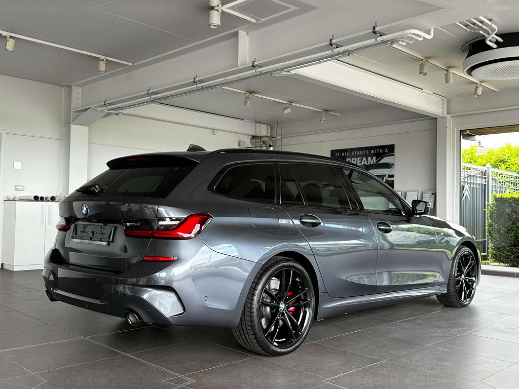BMW 330 330e Touring *Pack M-Sport/Camera/Pano Dak/19''Alu Garage Planckaert