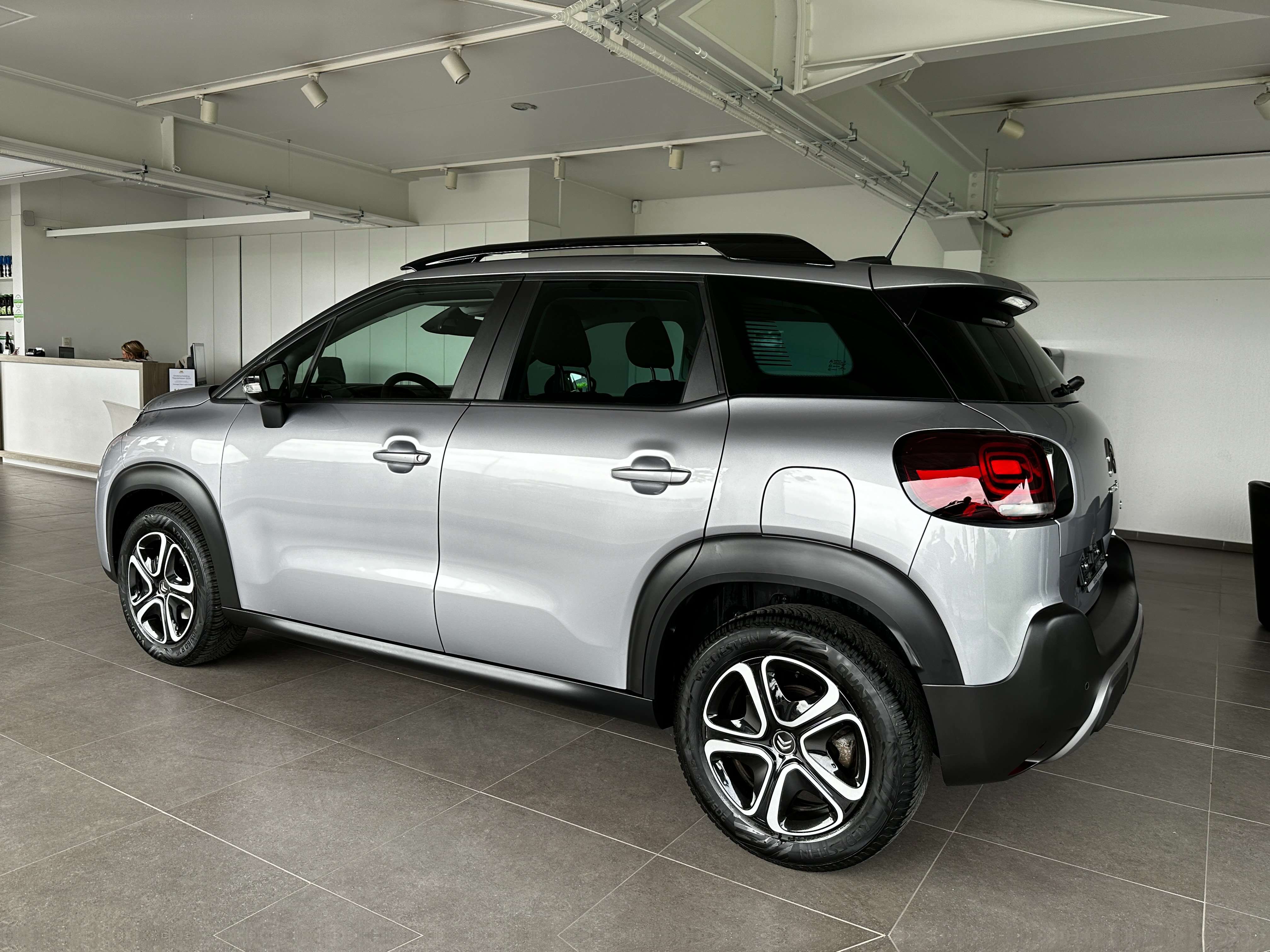 Citroen C3 Aircross 1.2i Benzine 110pk *Navi/Carplay/Cruise/Led...* Garage Planckaert