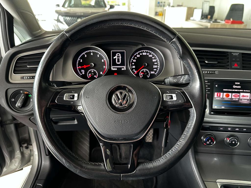 Volkswagen Golf 1.2 TSI Benzine *Xenon lichten/Bleutooth...* Garage Planckaert