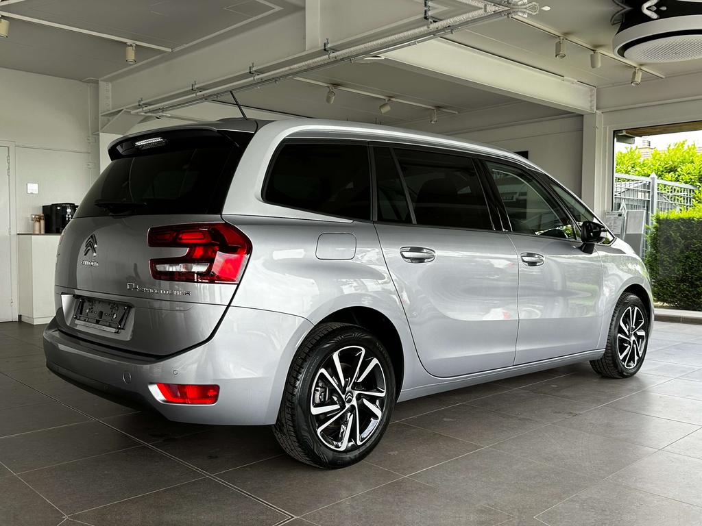 Citroen Grand C4 SpaceTourer 1.2i Benzine / Automaat *7 Zitplaatsen!/Camera...* Garage Planckaert