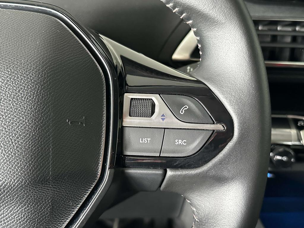 Peugeot 3008 1.2 PureTech *Camera/navi/pdc/carplay/full led* Garage Planckaert