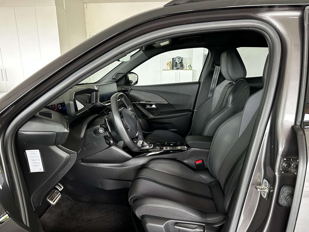 Peugeot 2008 1.2i GT Line S 130pk *Automaat/Carplay/Camera/Pdc* Garage Planckaert