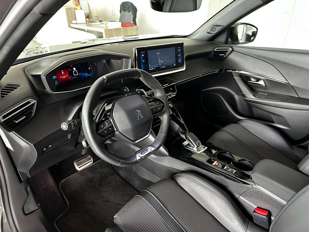 Peugeot 2008 1.2i GT Line S 130pk *Automaat/Carplay/Camera/Pdc* Garage Planckaert