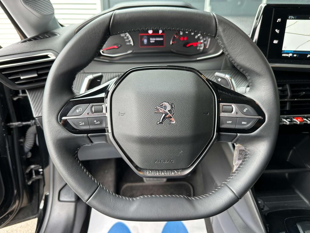 Peugeot 208 1.2i Benzine/Automaat *Carplay/Cruise/Navi/Airco* Garage Planckaert