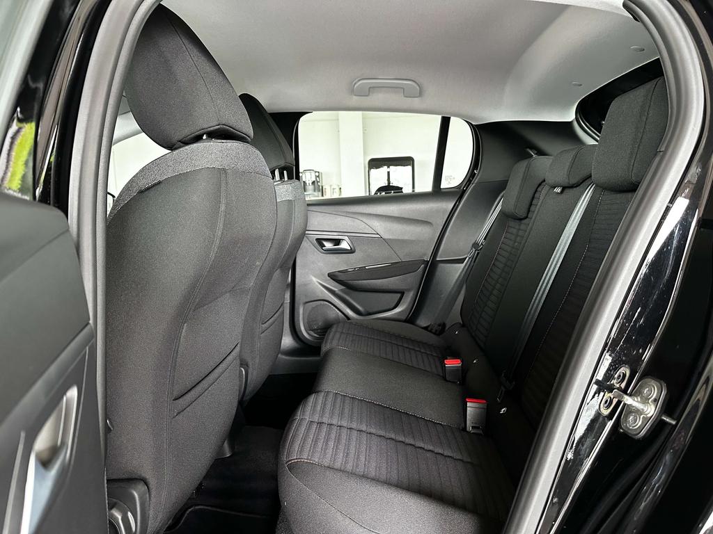 Peugeot 208 1.2i Benzine *Carplay/Cruise/Pdc/Navi/Bluetooth* Garage Planckaert