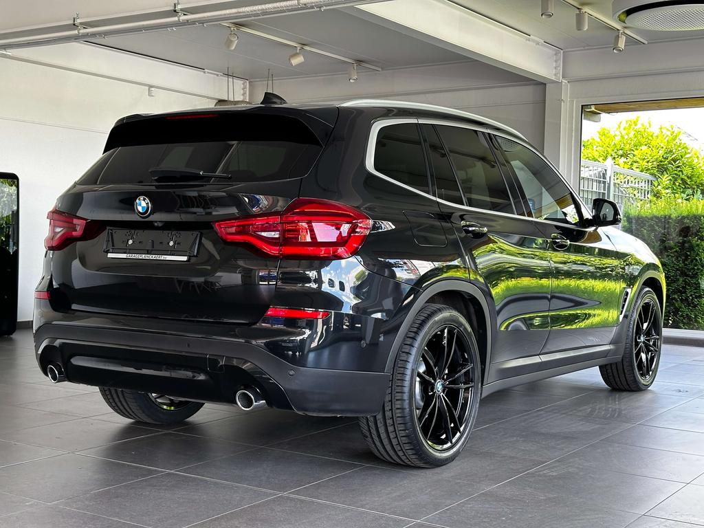 BMW X3 2.0 dA sDrive18 *pano dak/full led/camera/pdc* Garage Planckaert