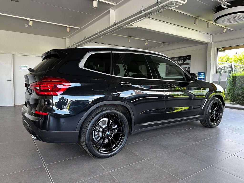 BMW X3 2.0 dA sDrive18 *pano dak/full led/camera/pdc* Garage Planckaert