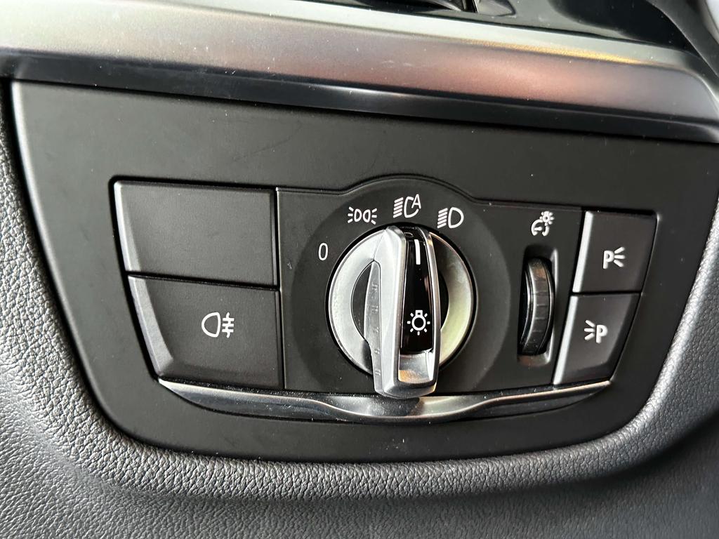 BMW X3 2.0 dA sDrive18 *pano dak/full led/camera/pdc* Garage Planckaert