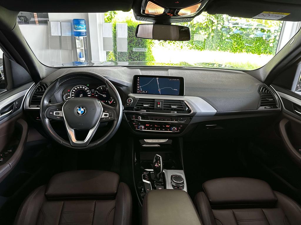 BMW X3 2.0 dA sDrive18 *pano dak/full led/camera/pdc* Garage Planckaert
