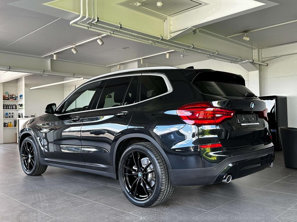 BMW X3 2.0 dA sDrive18 *pano dak/full led/camera/pdc* Garage Planckaert