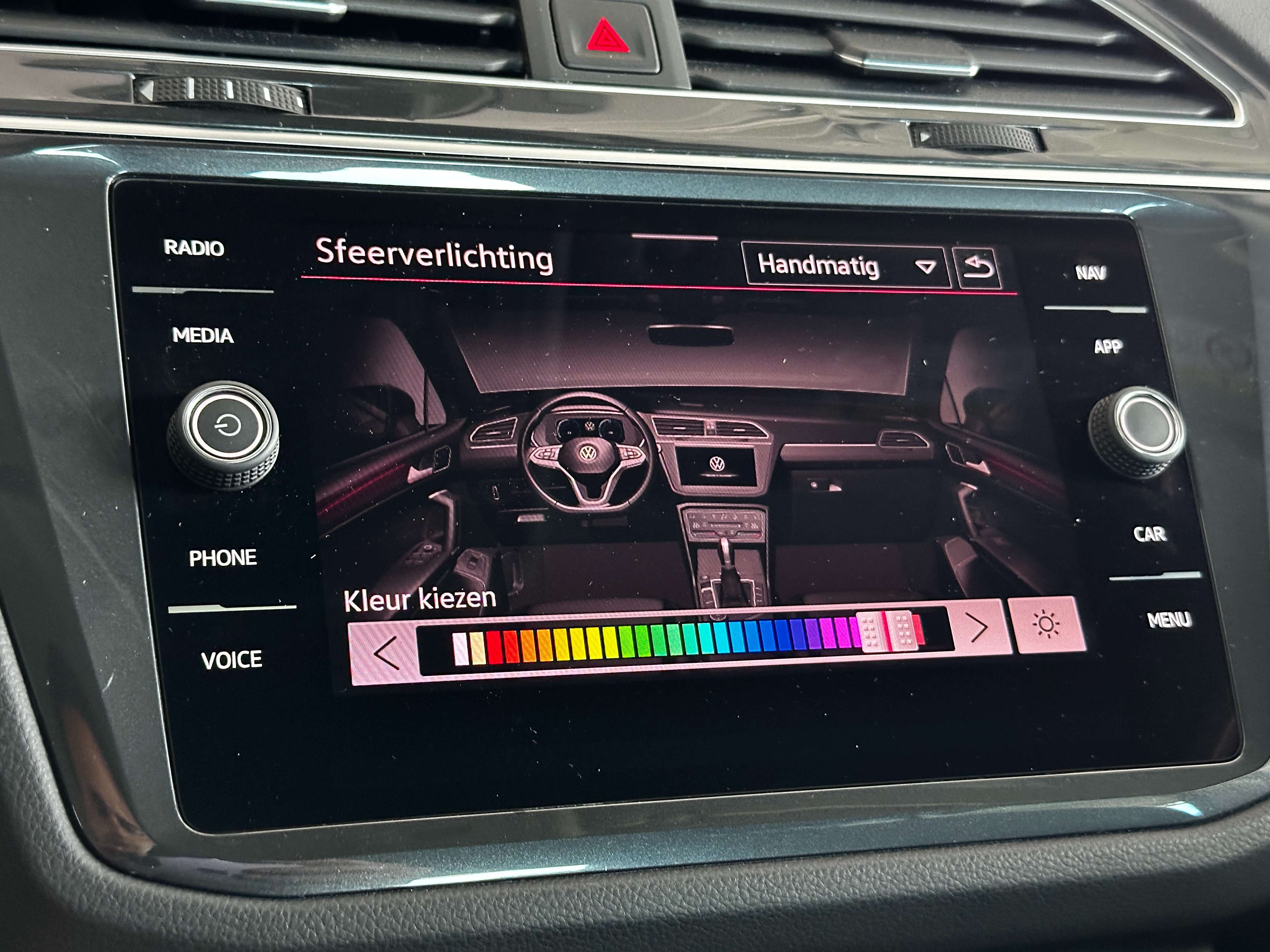 Volkswagen Tiguan 1.4 eHybrid PHEV *navi/cam/pcd/carplay/trekhaak* Garage Planckaert