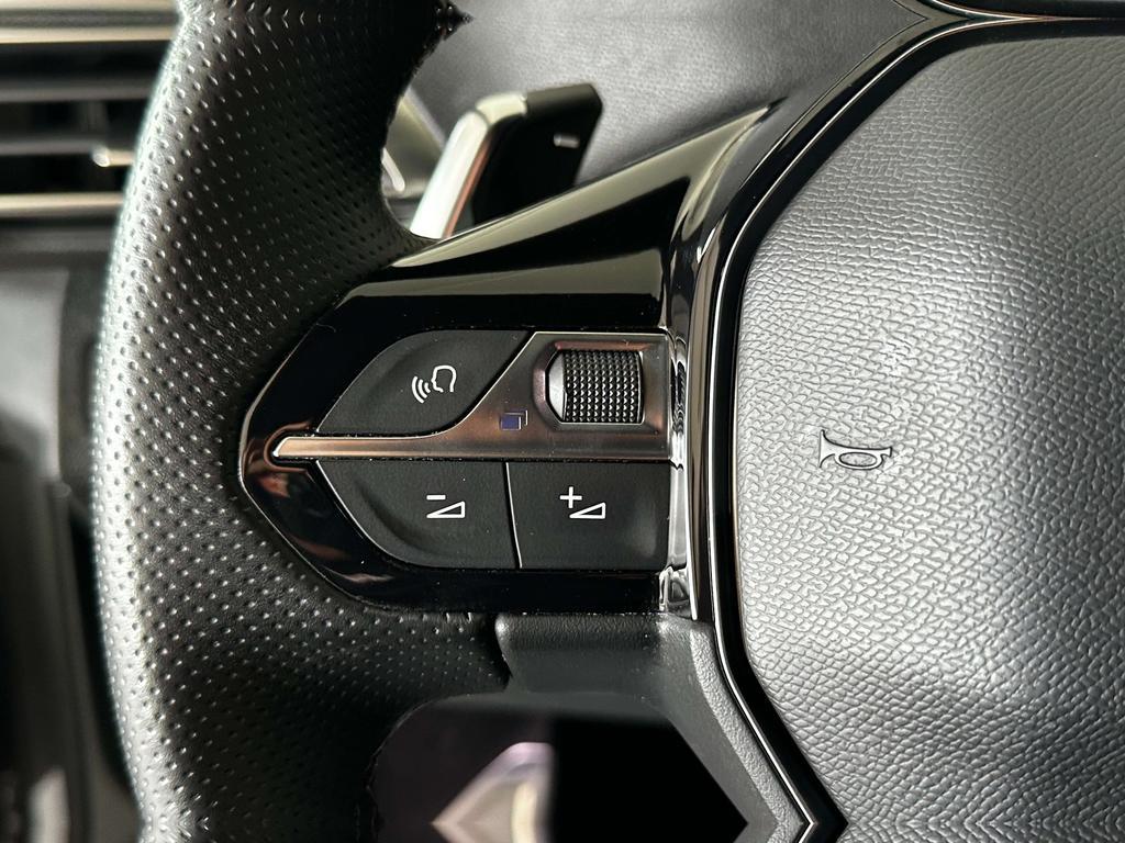 Peugeot 3008 1.2 Benzine GT Line * automaat/gps/camera/cc* Garage Planckaert