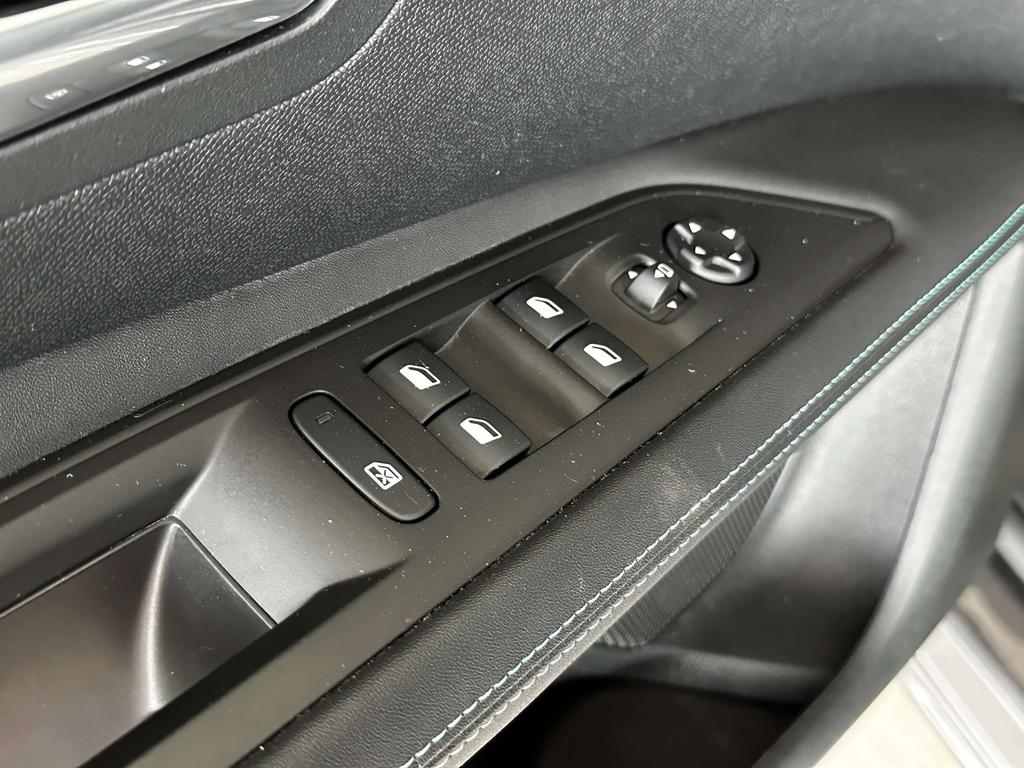 Peugeot 3008 1.2i Allure Pack *navi/cam/carplay/pcd/cruise/...* Garage Planckaert