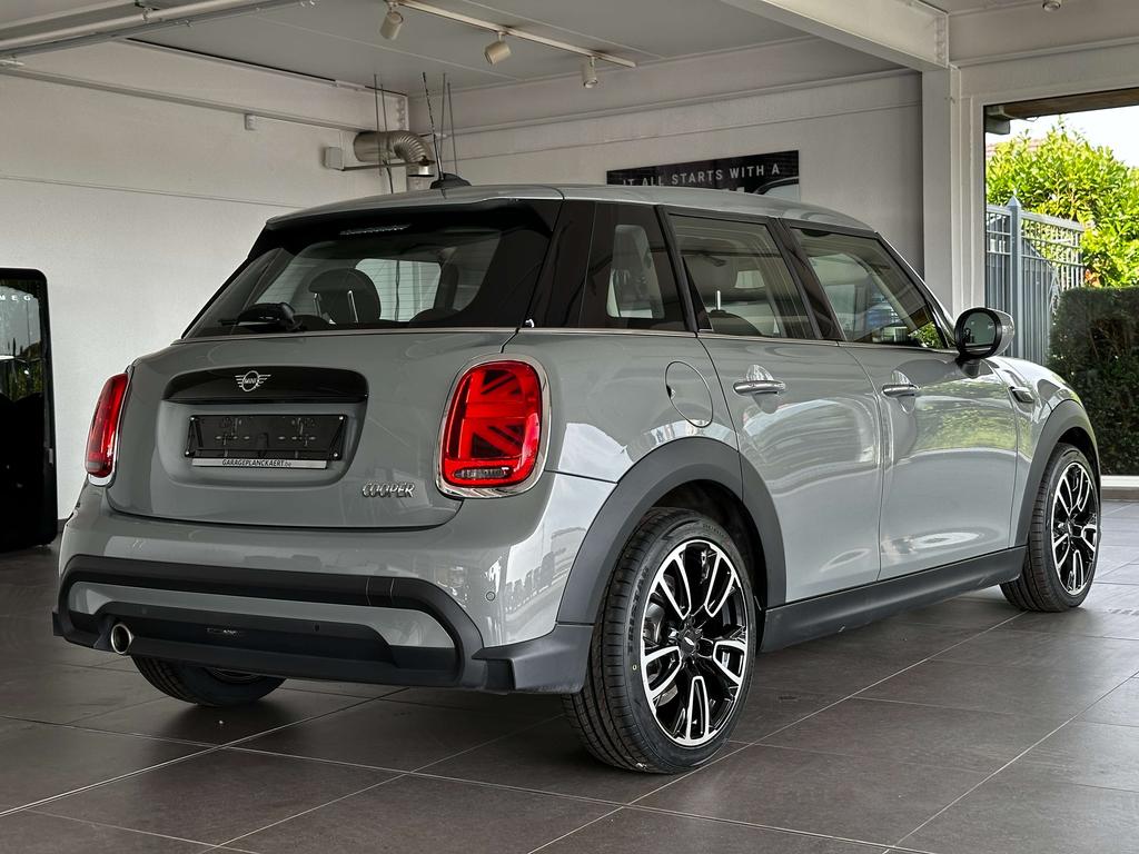 MINI Cooper Facelift Moonwalk grey 1.5i *Navi/pcd/dab/conn.* Garage Planckaert
