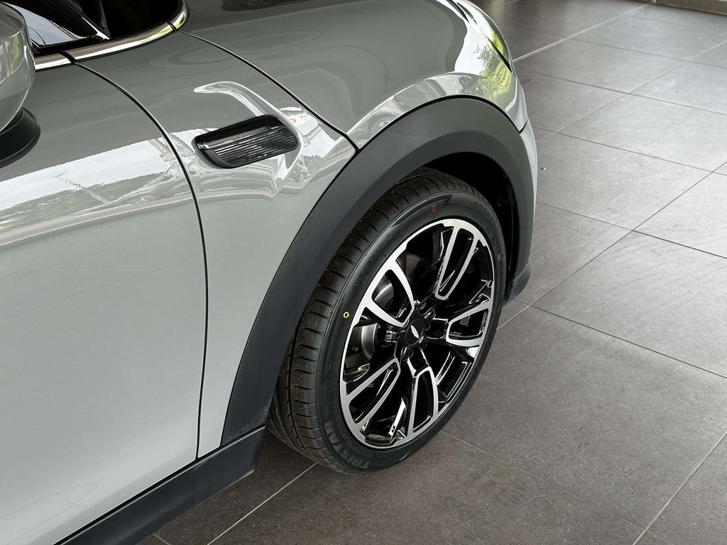 MINI Cooper Facelift Moonwalk grey 1.5i *Navi/pcd/dab/conn.* Garage Planckaert