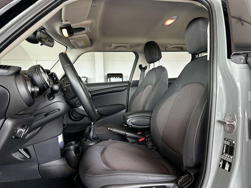 MINI Cooper Facelift Moonwalk grey 1.5i *Navi/pcd/dab/conn.* Garage Planckaert